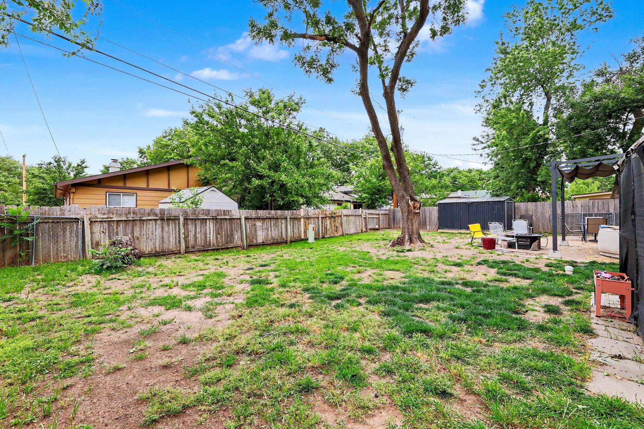 931 S Broadmoor Wichita KS 67207