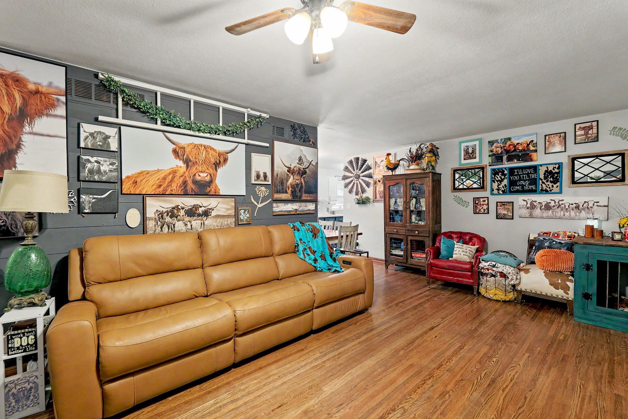 931 S Broadmoor Wichita KS 67207
