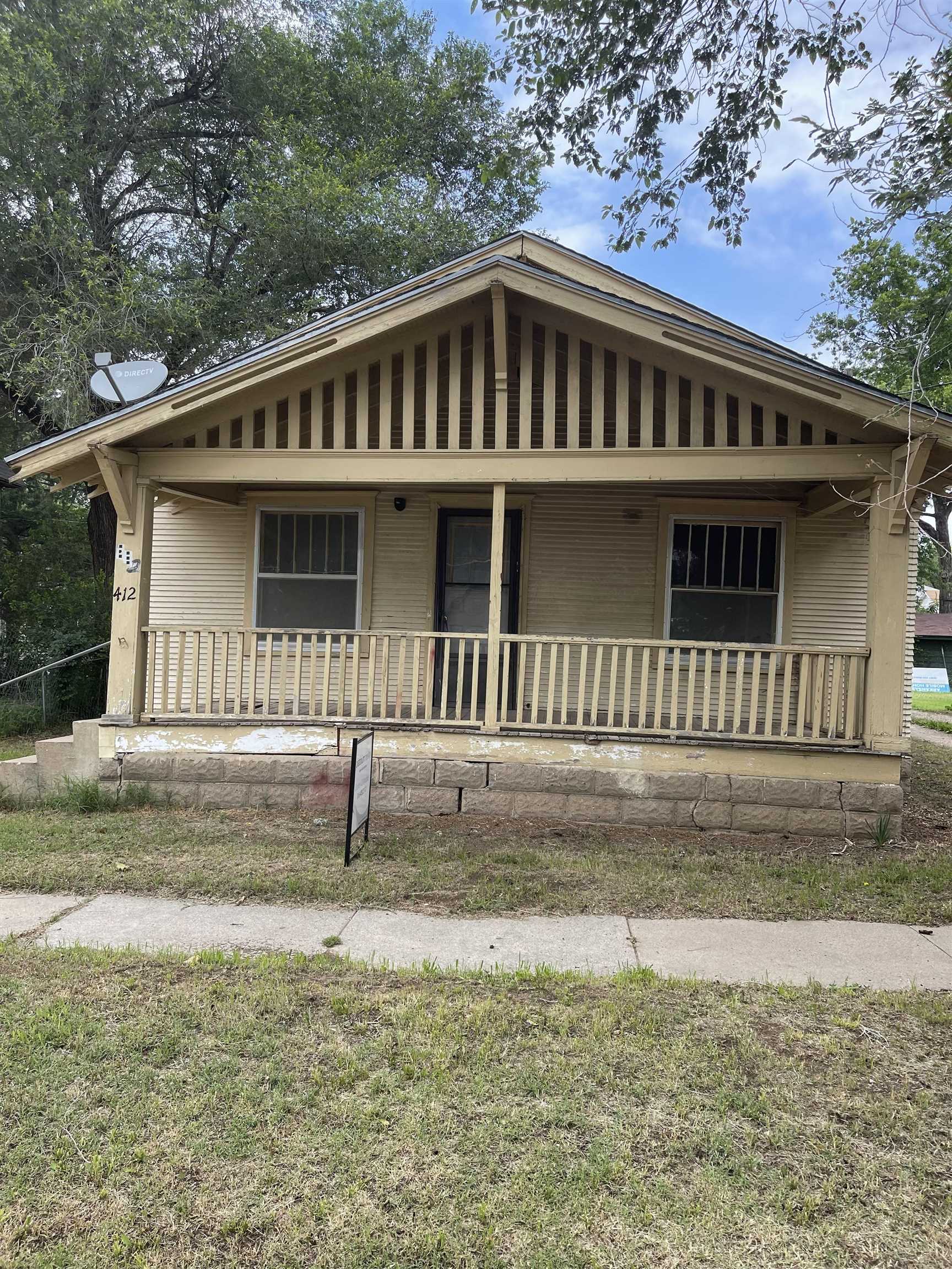 412 W Chestnut Avenue Arkansas City KS 67005-2539