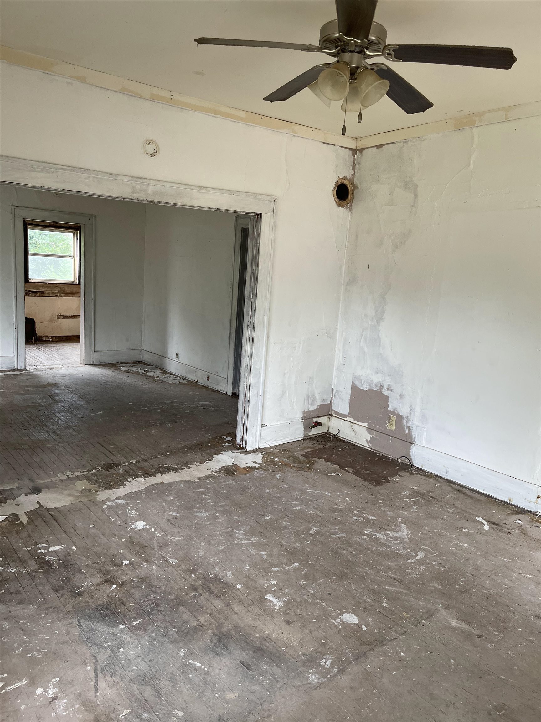 412 W Chestnut Avenue Arkansas City KS 67005-2539