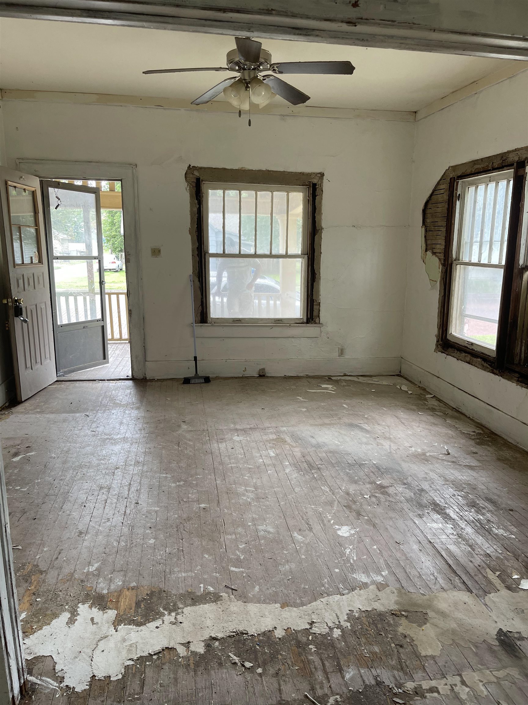 412 W Chestnut Avenue Arkansas City KS 67005-2539