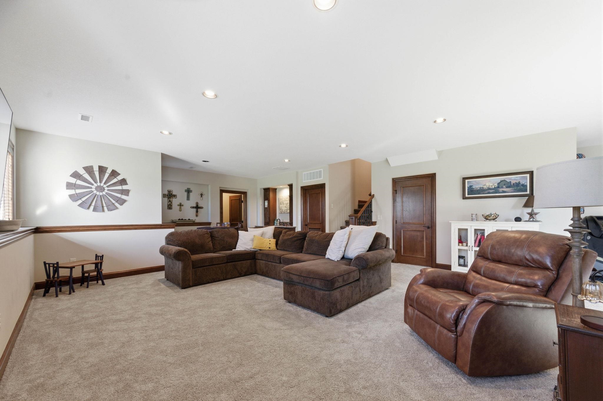 1109 E Rosemont Place Andover KS 67002