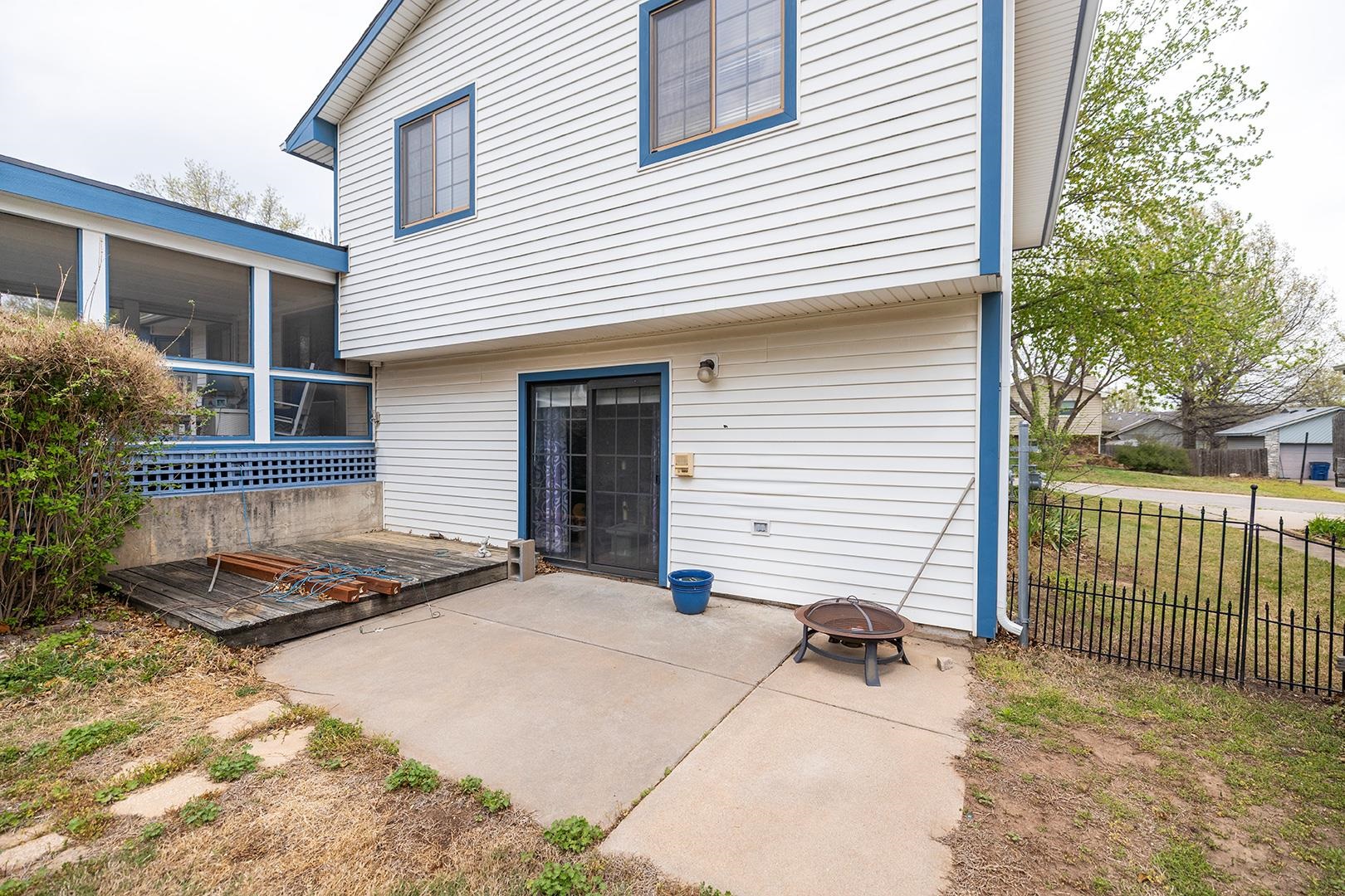 1339 N Montana Derby KS 67037