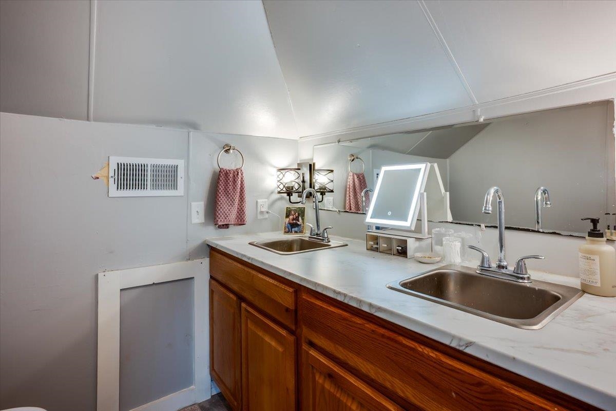 825 Constitution Street Emporia KS 66801