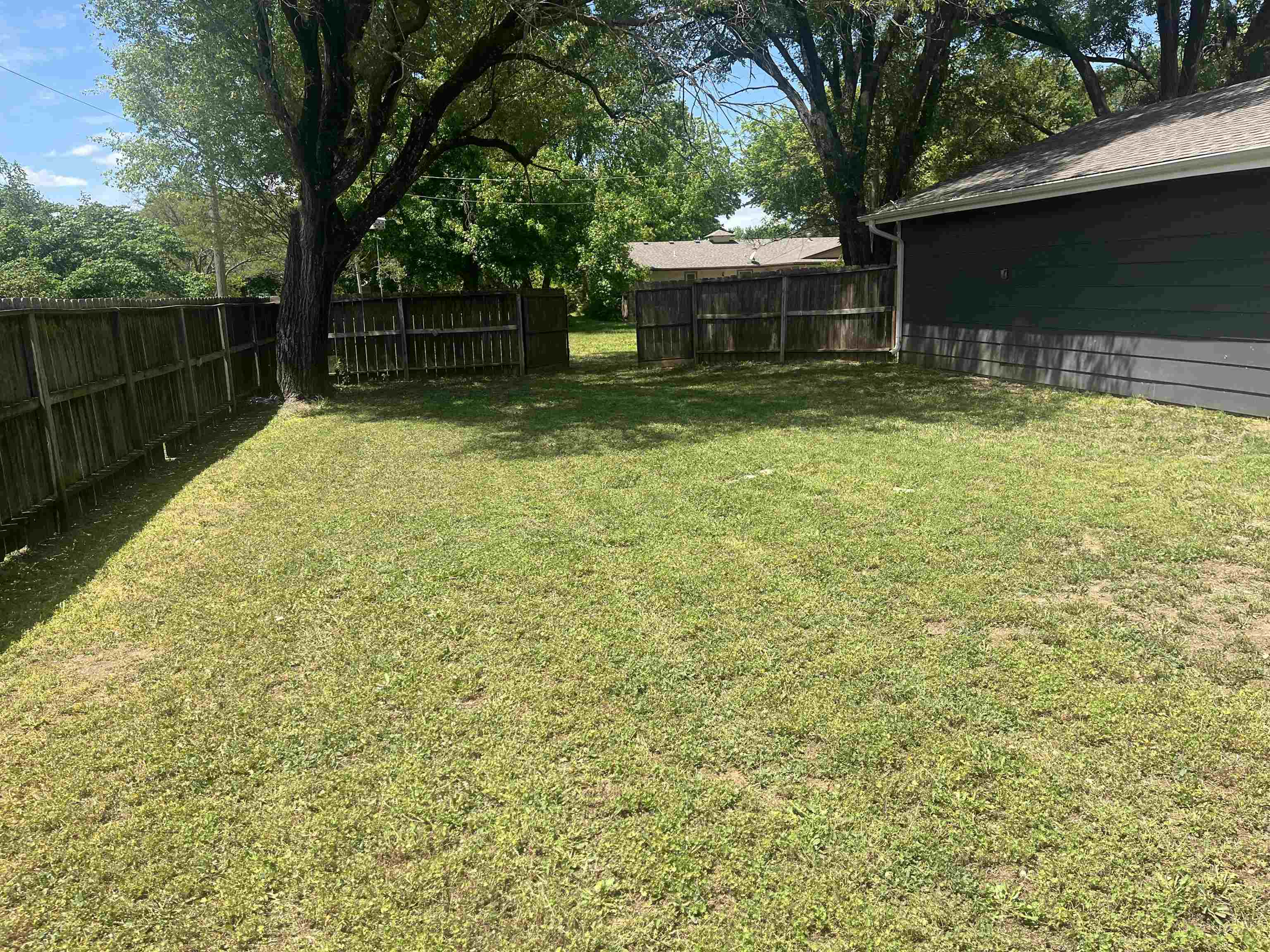 629 N Maple Street Douglass KS 67039