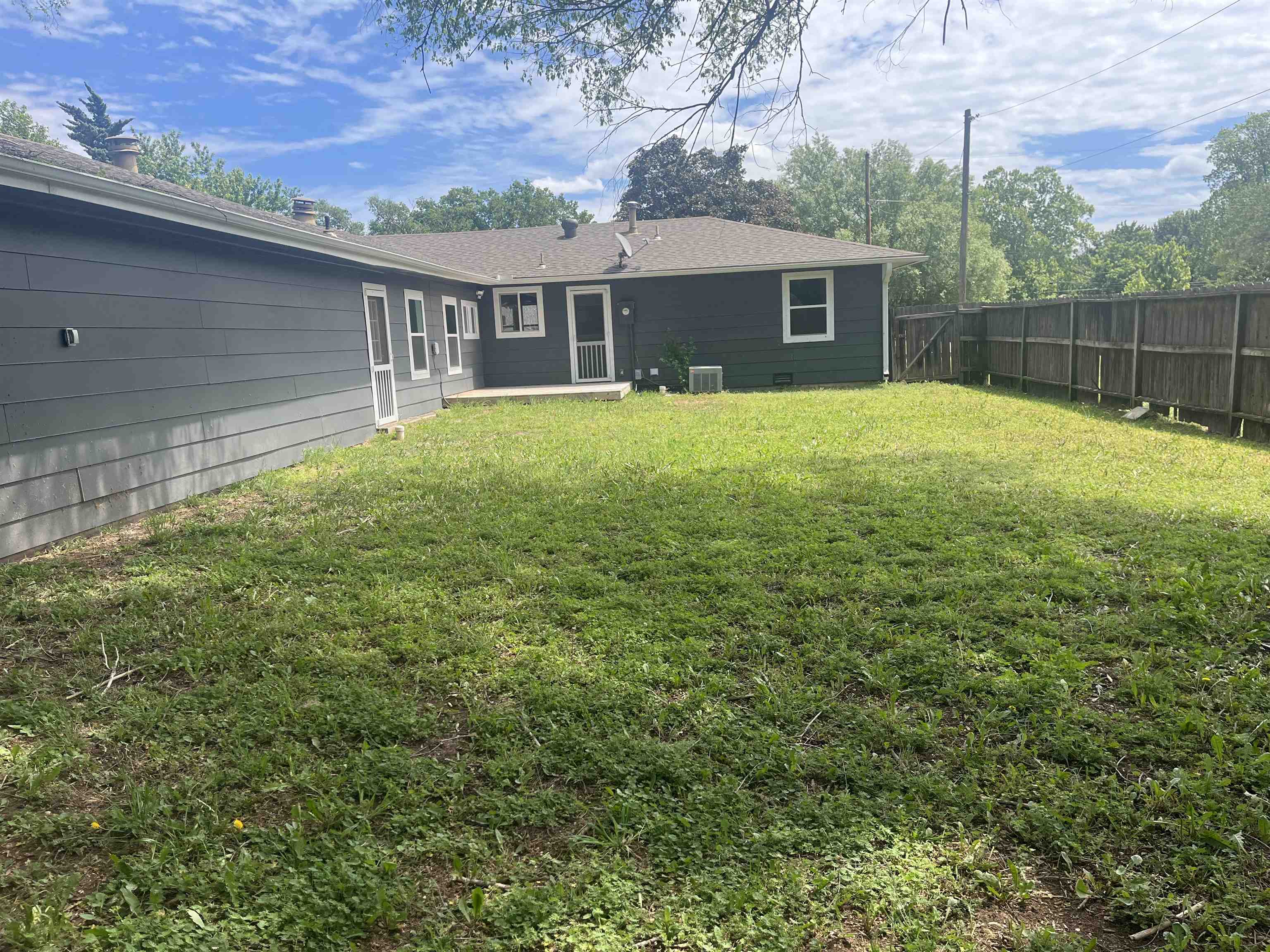 629 N Maple Street Douglass KS 67039