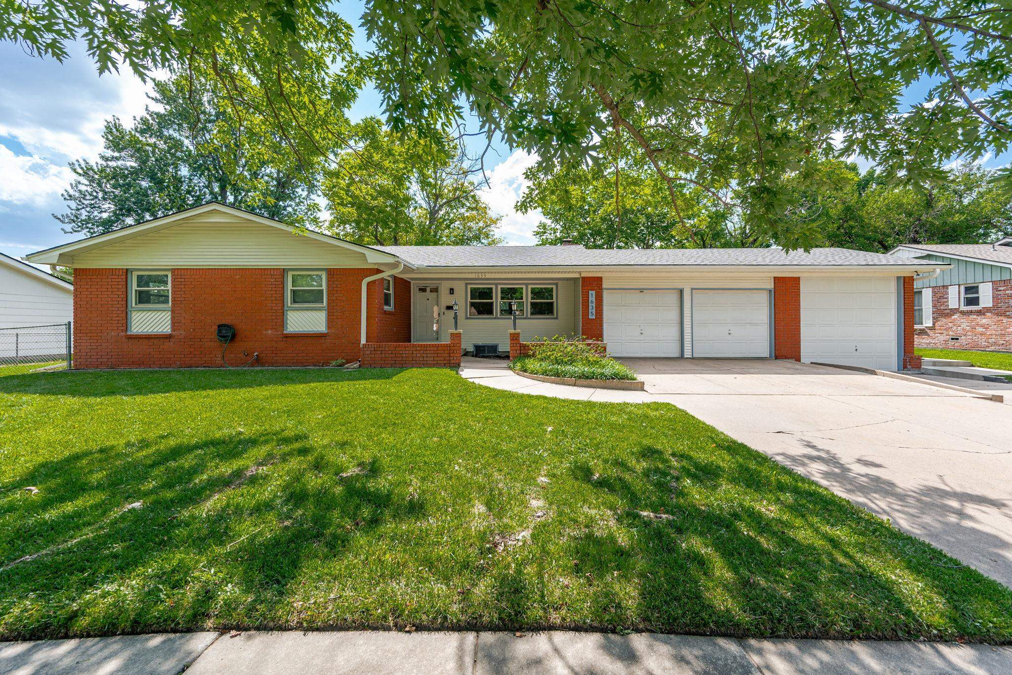 1635 N Kessler Avenue Wichita KS 67203