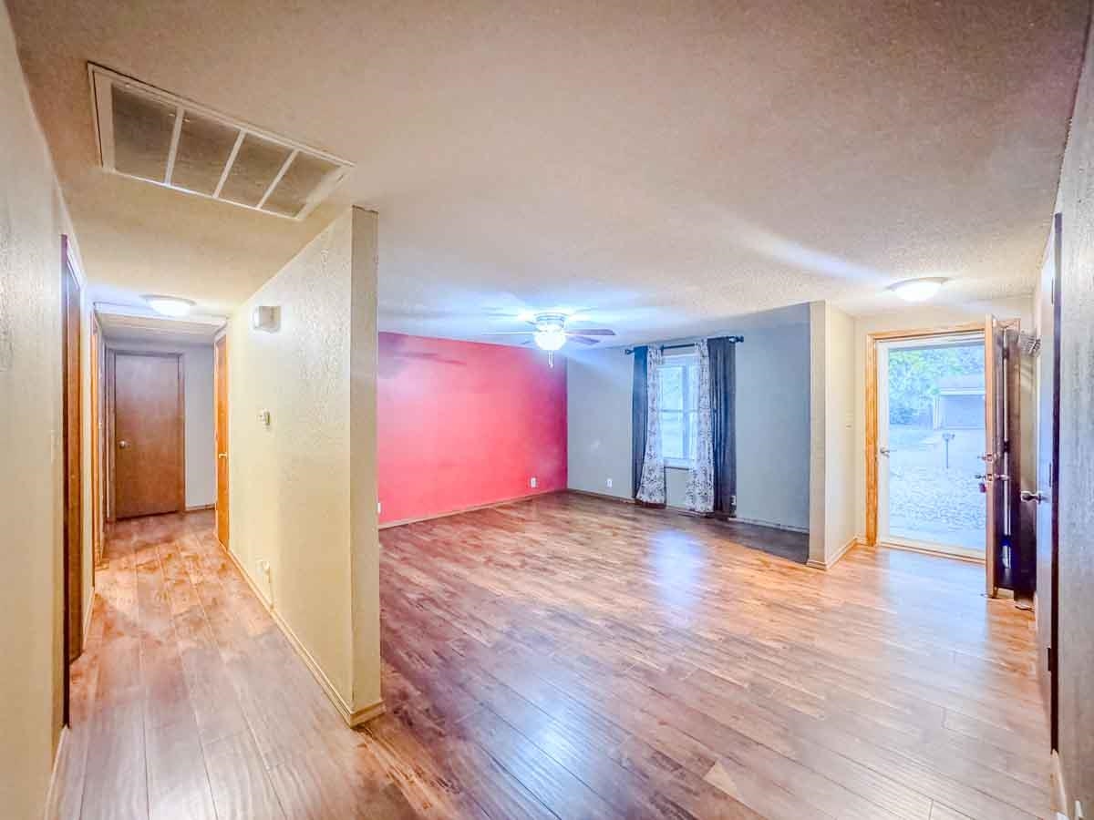 1727 N 10th Street Arkansas City KS 67005