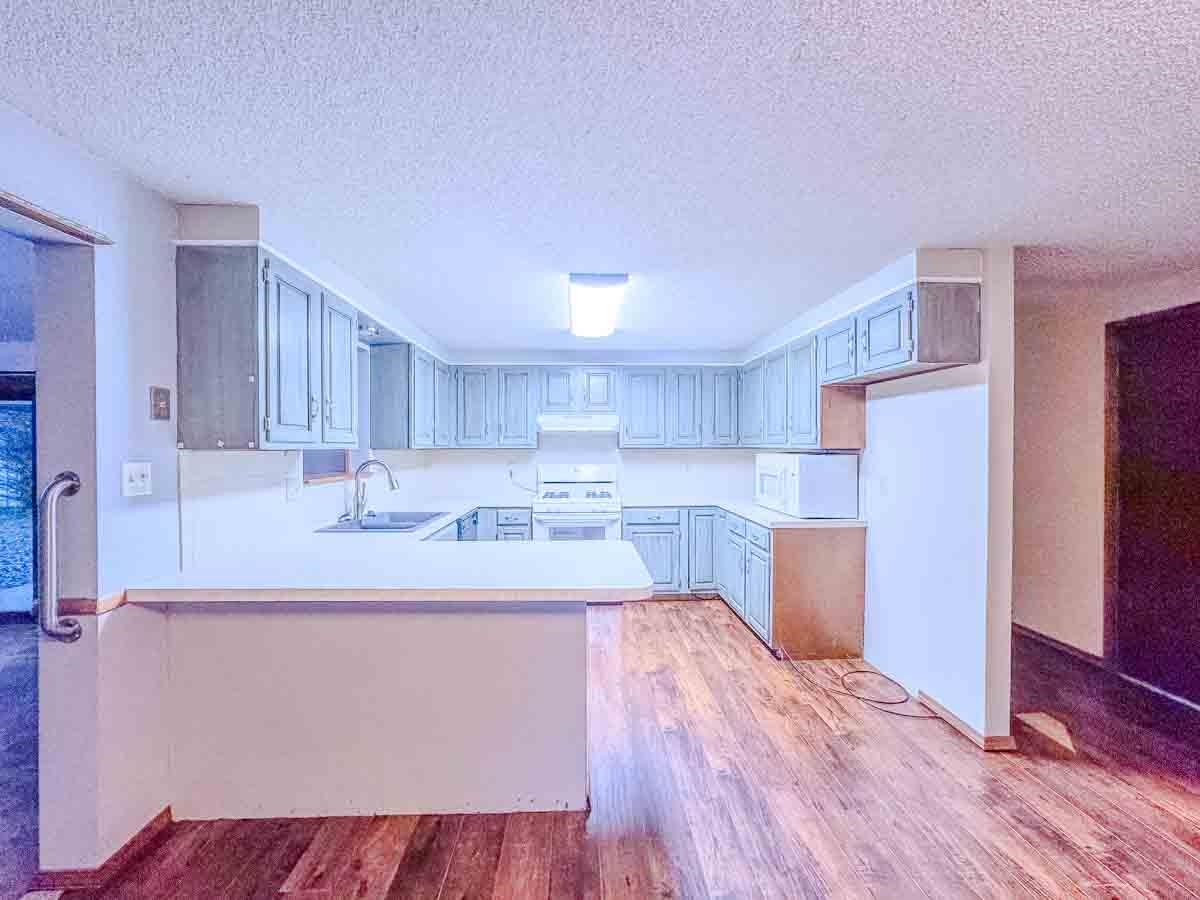 1727 N 10th Street Arkansas City KS 67005