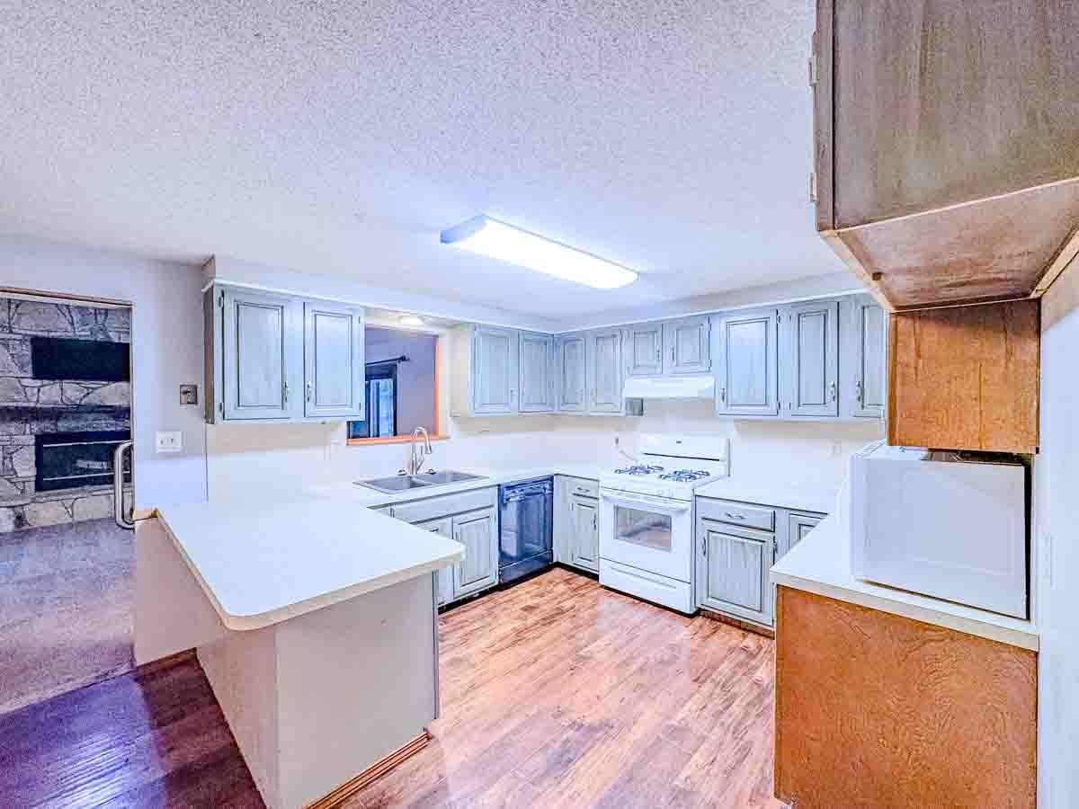 1727 N 10th Street Arkansas City KS 67005