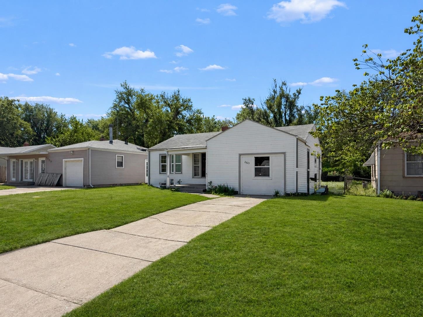 2623 E 8th Wichita KS 67214