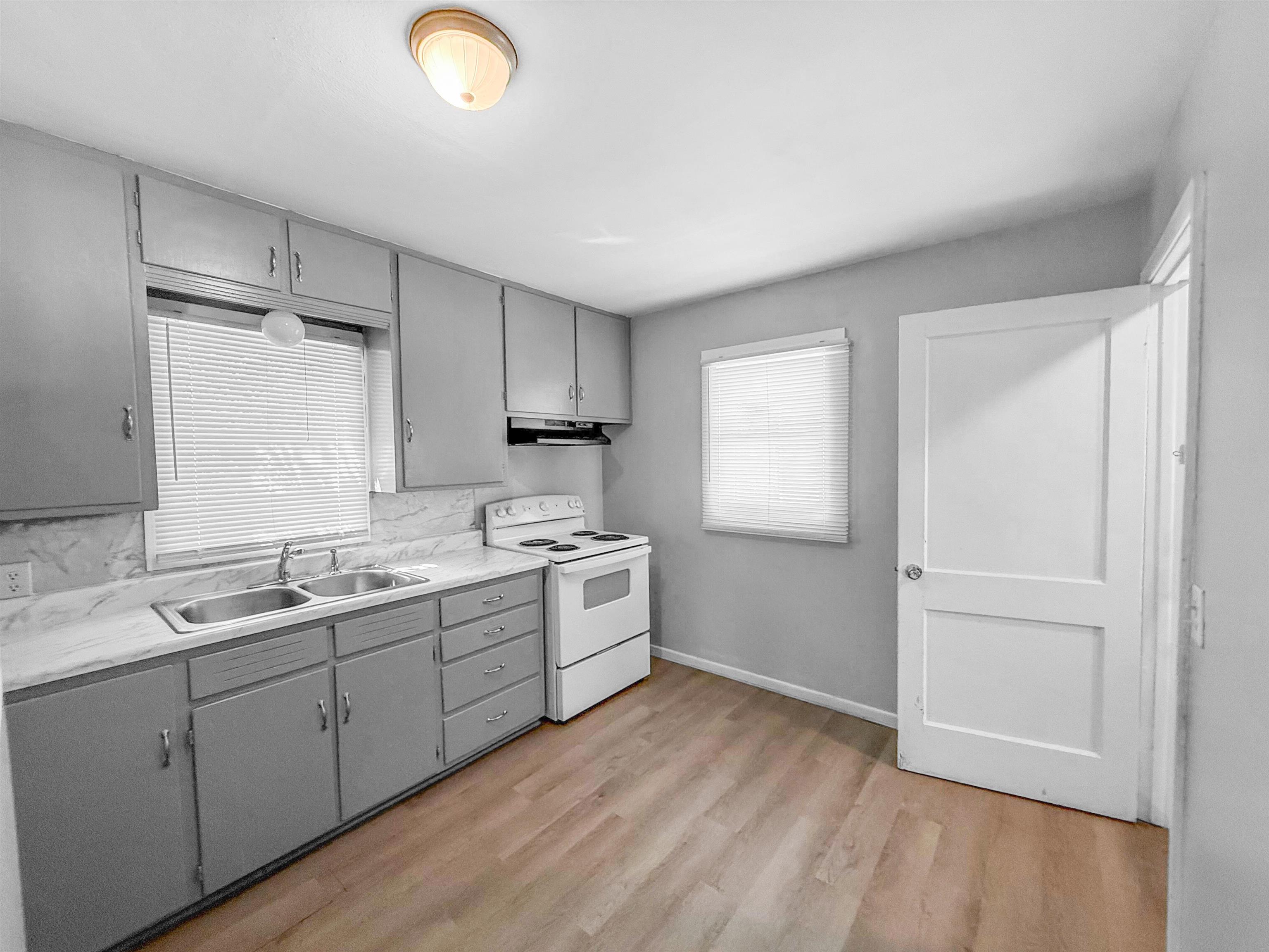 2623 E 8th Wichita KS 67214