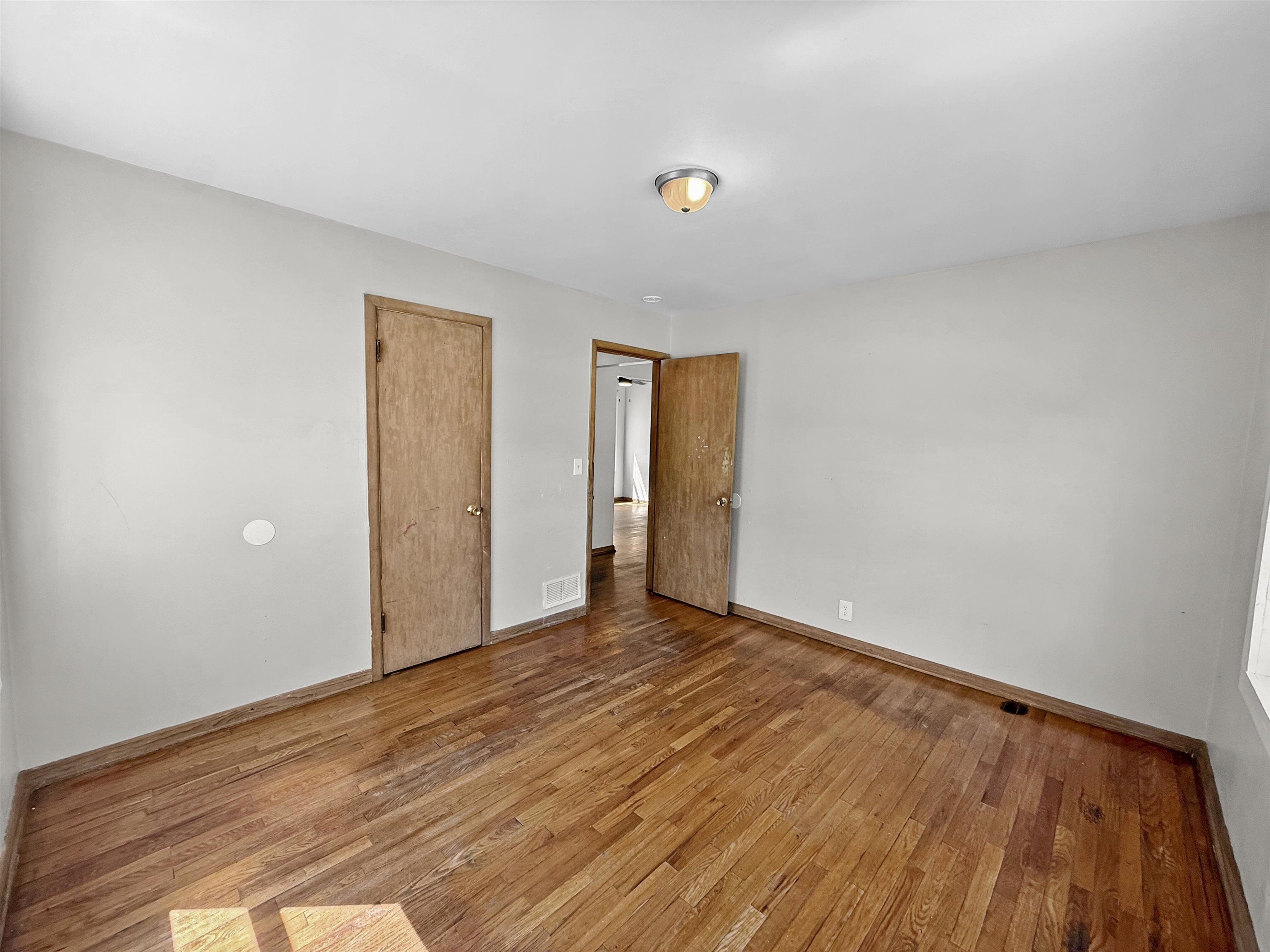 2623 E 8th Wichita KS 67214