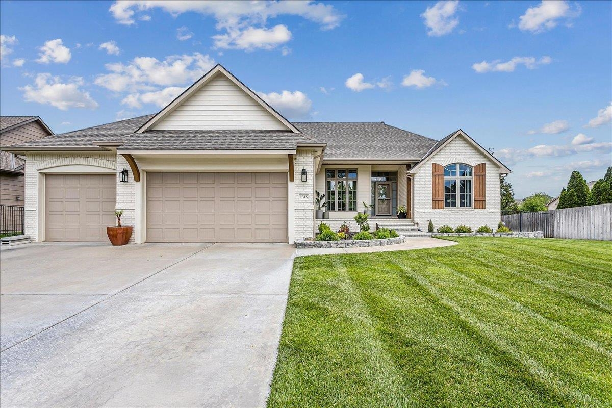 1315 S City View Circle Wichita KS 67235-3446