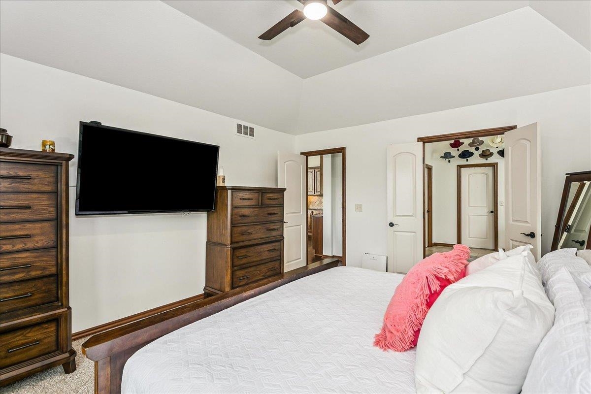 1315 S City View Circle Wichita KS 67235-3446