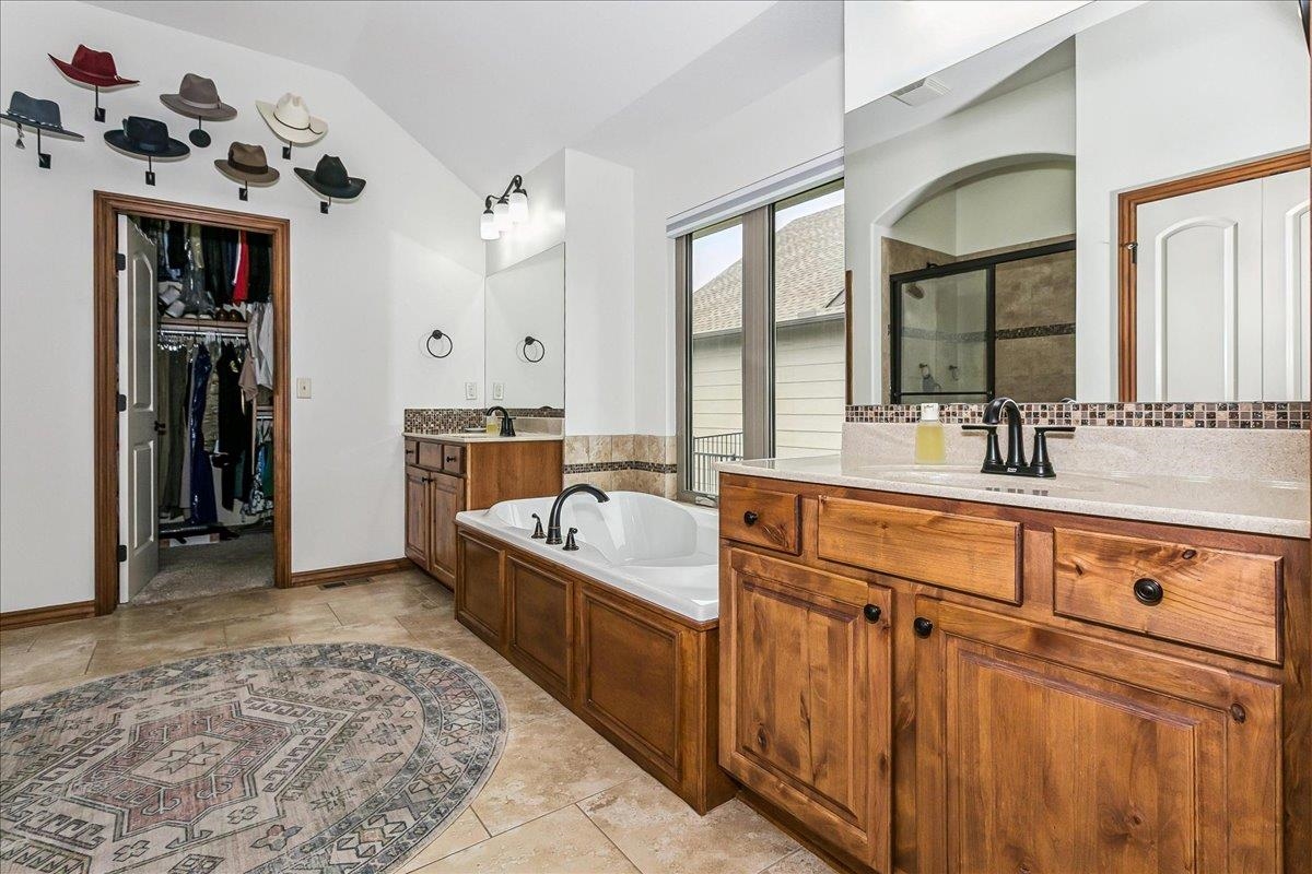 1315 S City View Circle Wichita KS 67235-3446
