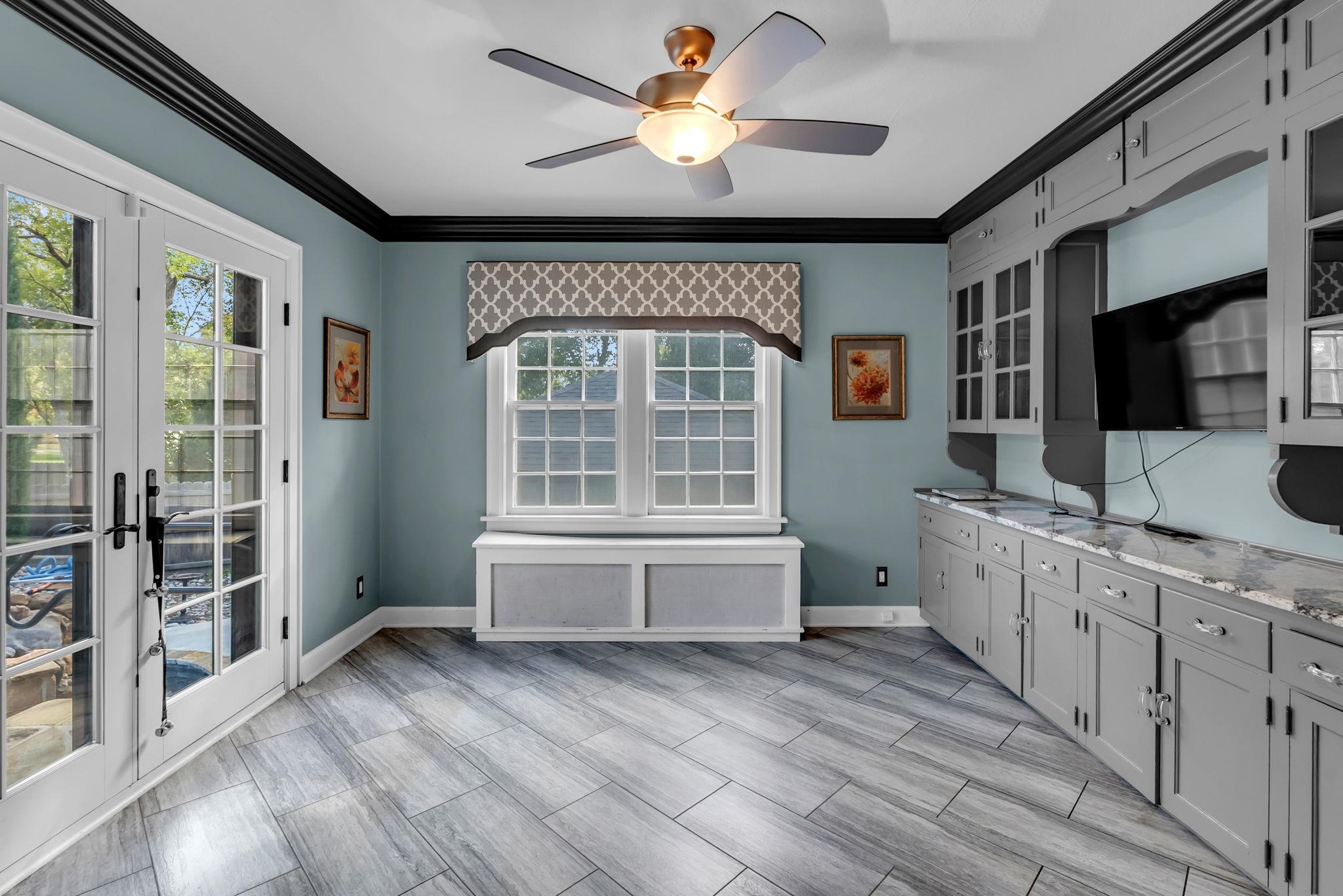 1602 Hillcrest Newton KS 67114