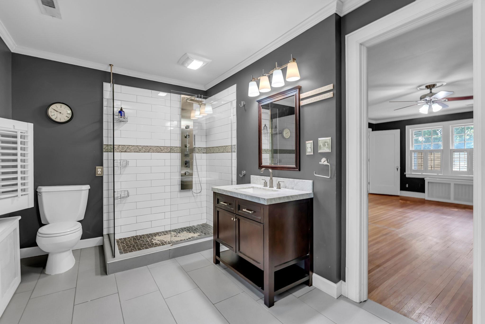 1602 Hillcrest Newton KS 67114