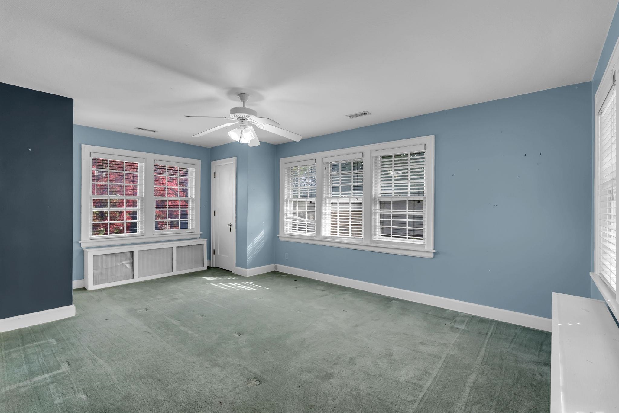 1602 Hillcrest Newton KS 67114