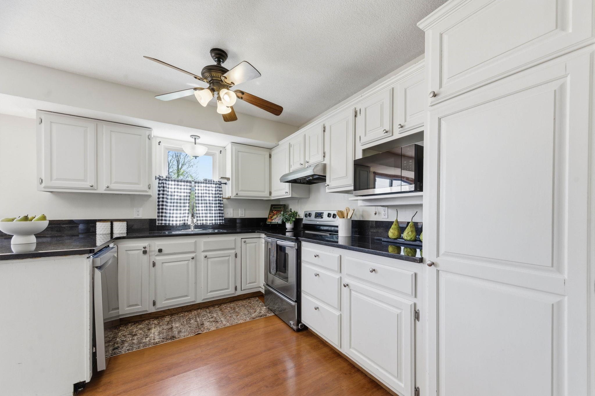 6643 E Saint James Place Bel Aire KS 67226