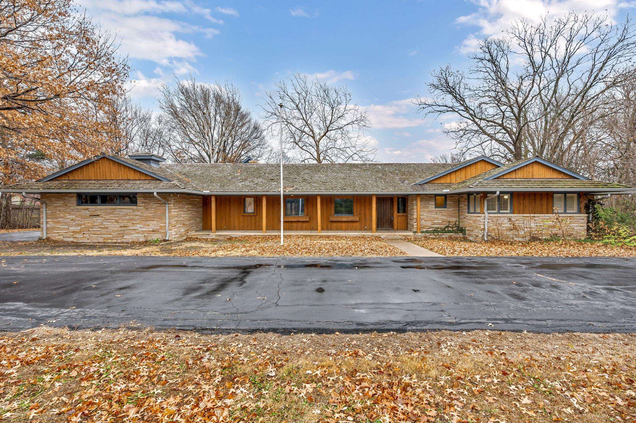 1420 N Spring Lane Wichita KS 67208