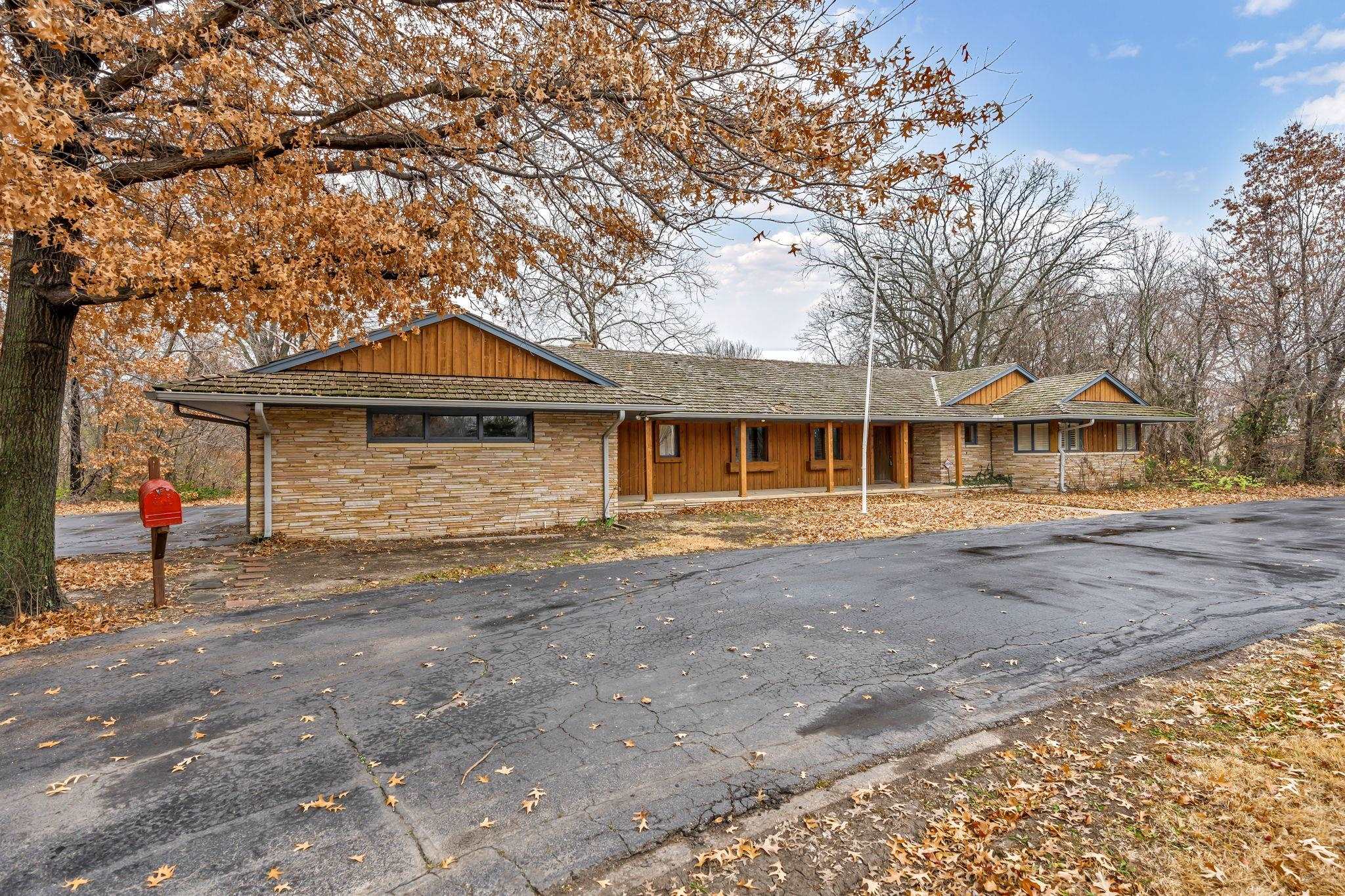 1420 N Spring Lane Wichita KS 67208