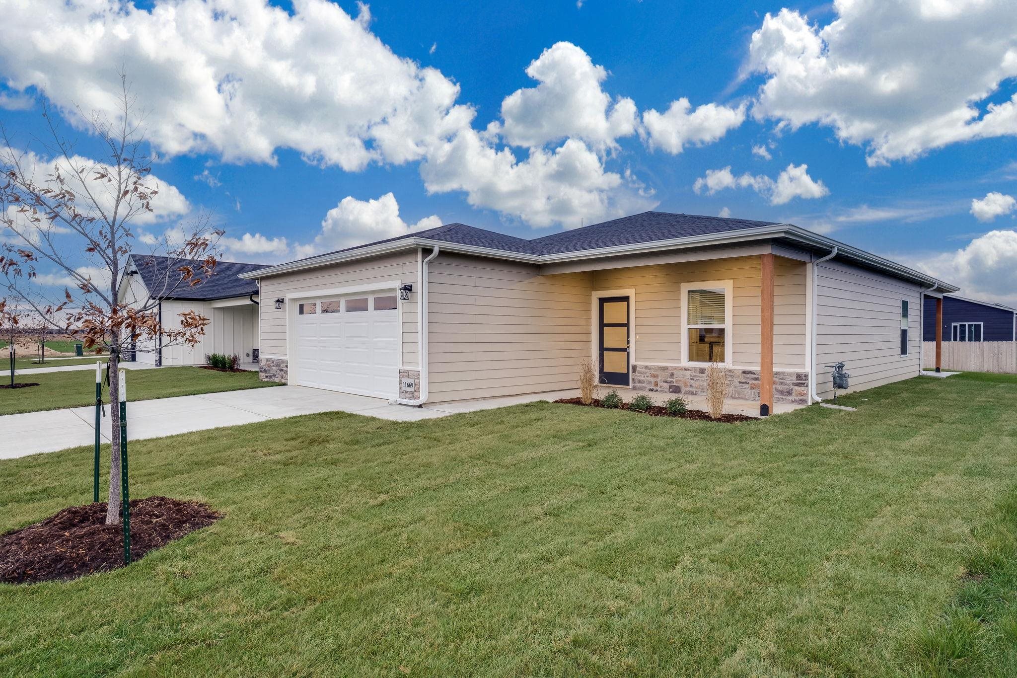 11669 W Scarlett Court Maize KS 67101