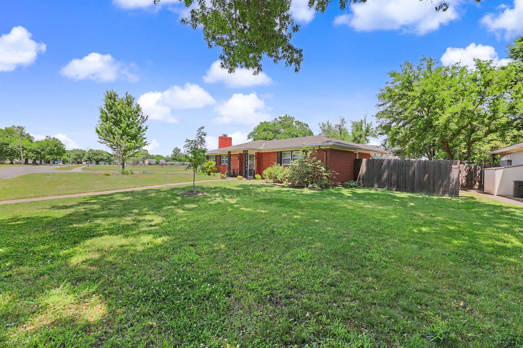 6202 E Beachy Wichita KS 67208