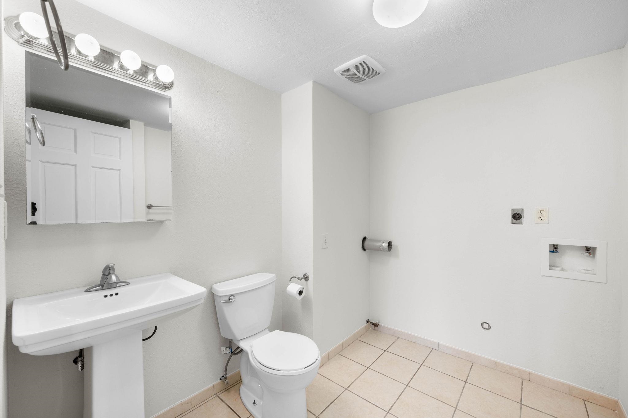 209 N Aspen Road Derby KS 67037-2021