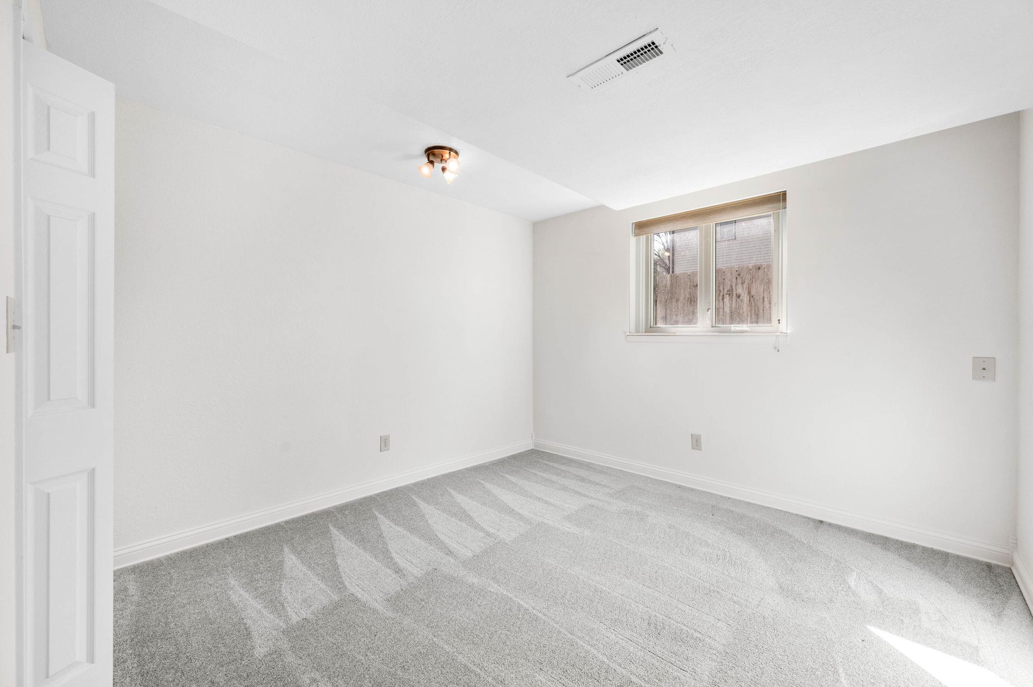 209 N Aspen Road Derby KS 67037-2021