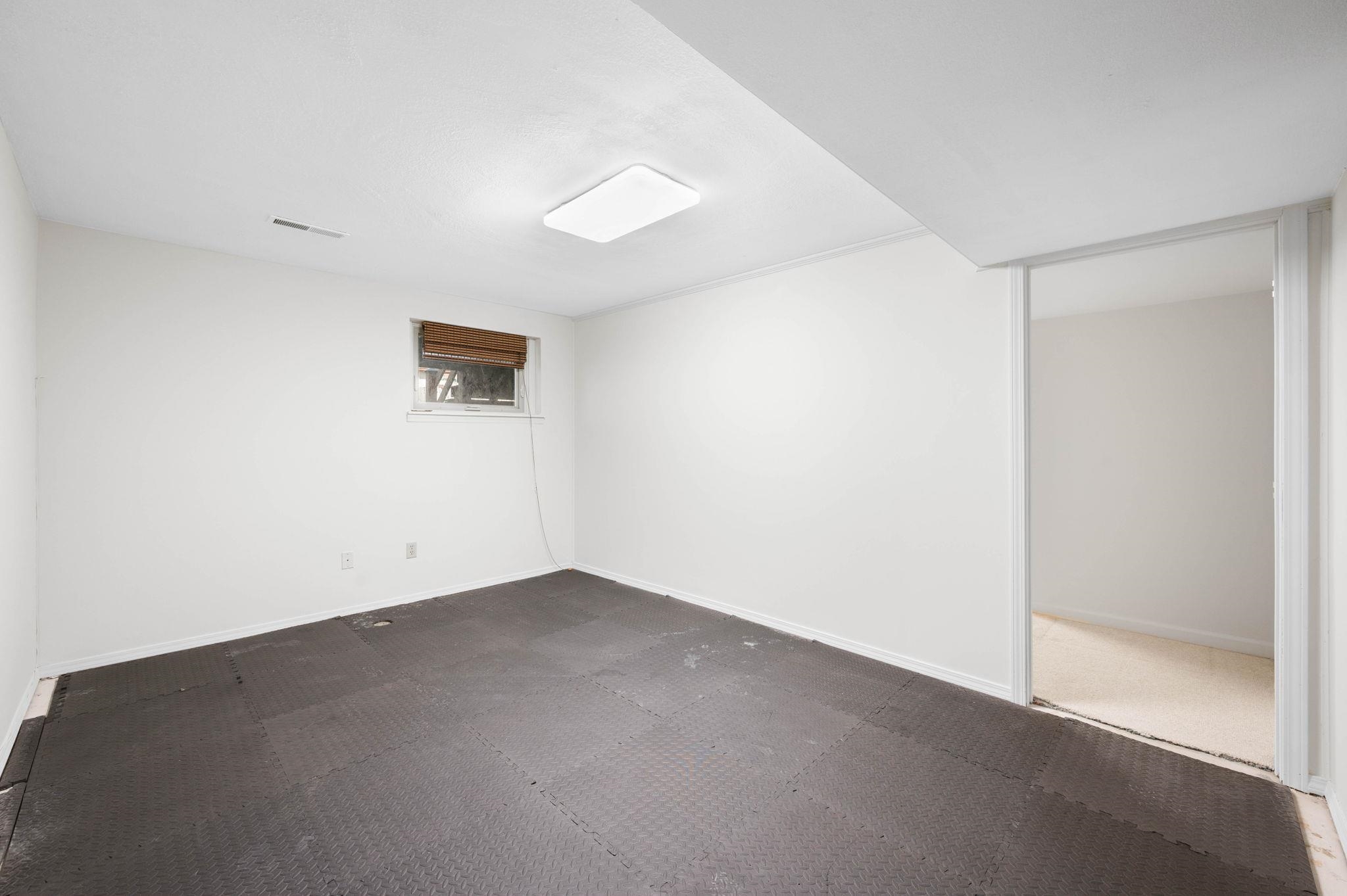 209 N Aspen Road Derby KS 67037-2021