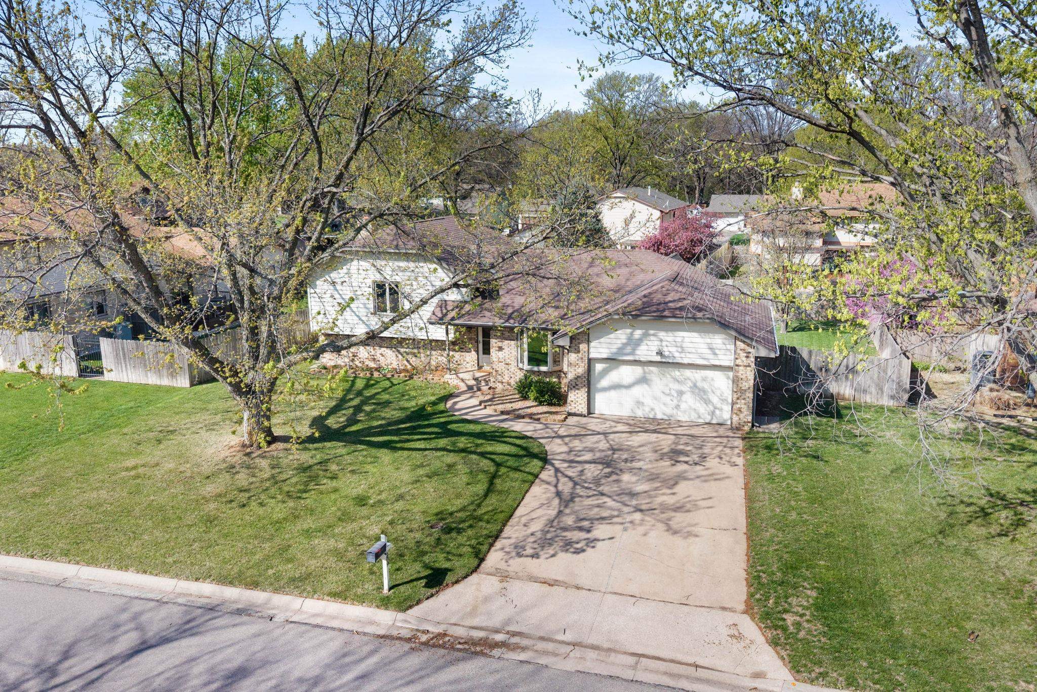 209 N Aspen Road Derby KS 67037-2021