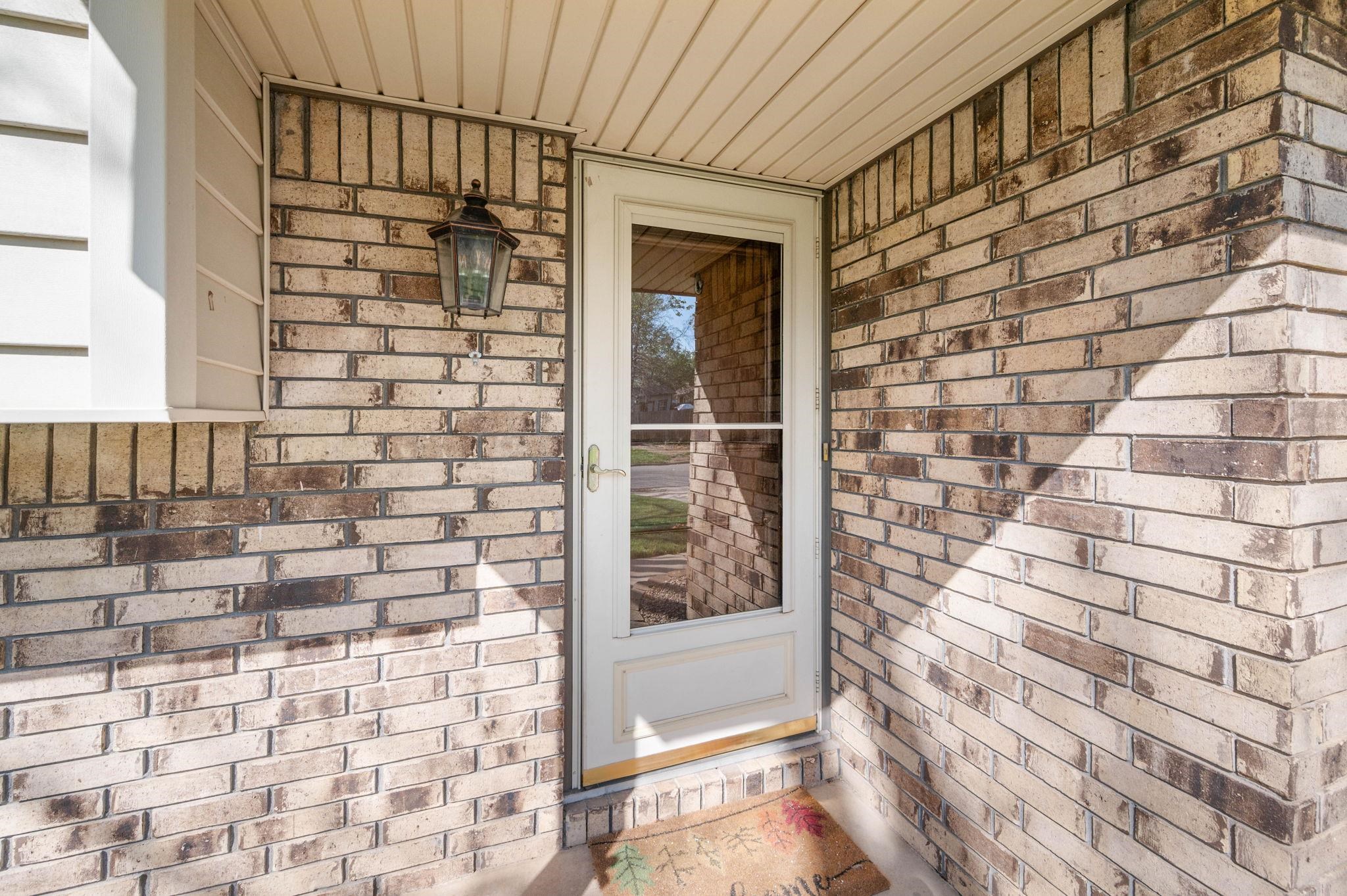 209 N Aspen Road Derby KS 67037-2021