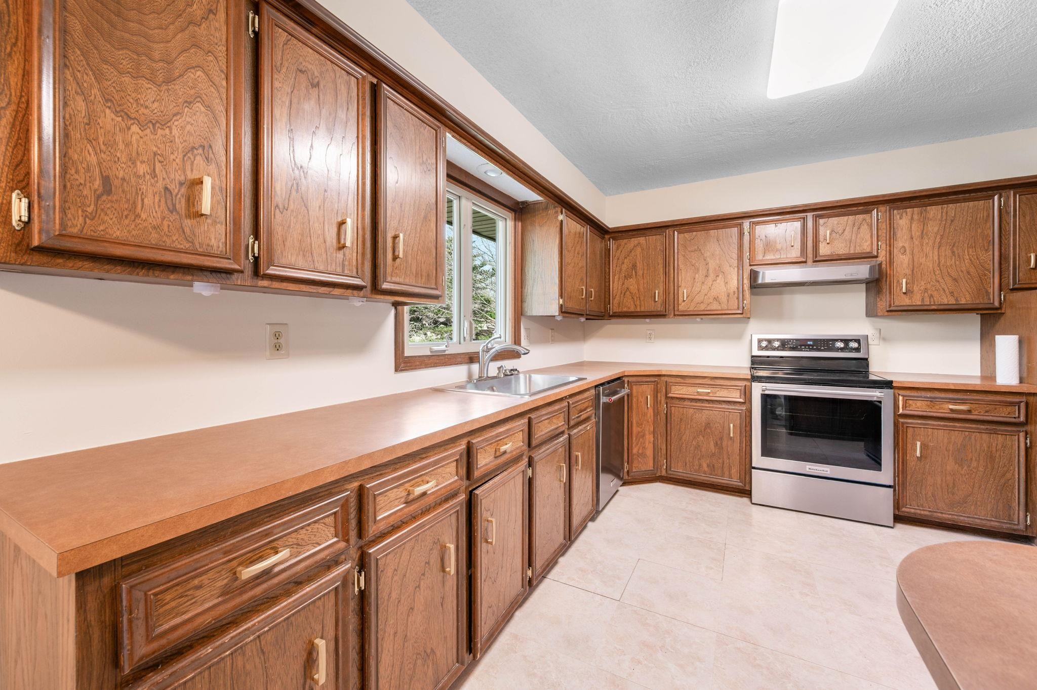 209 N Aspen Road Derby KS 67037-2021