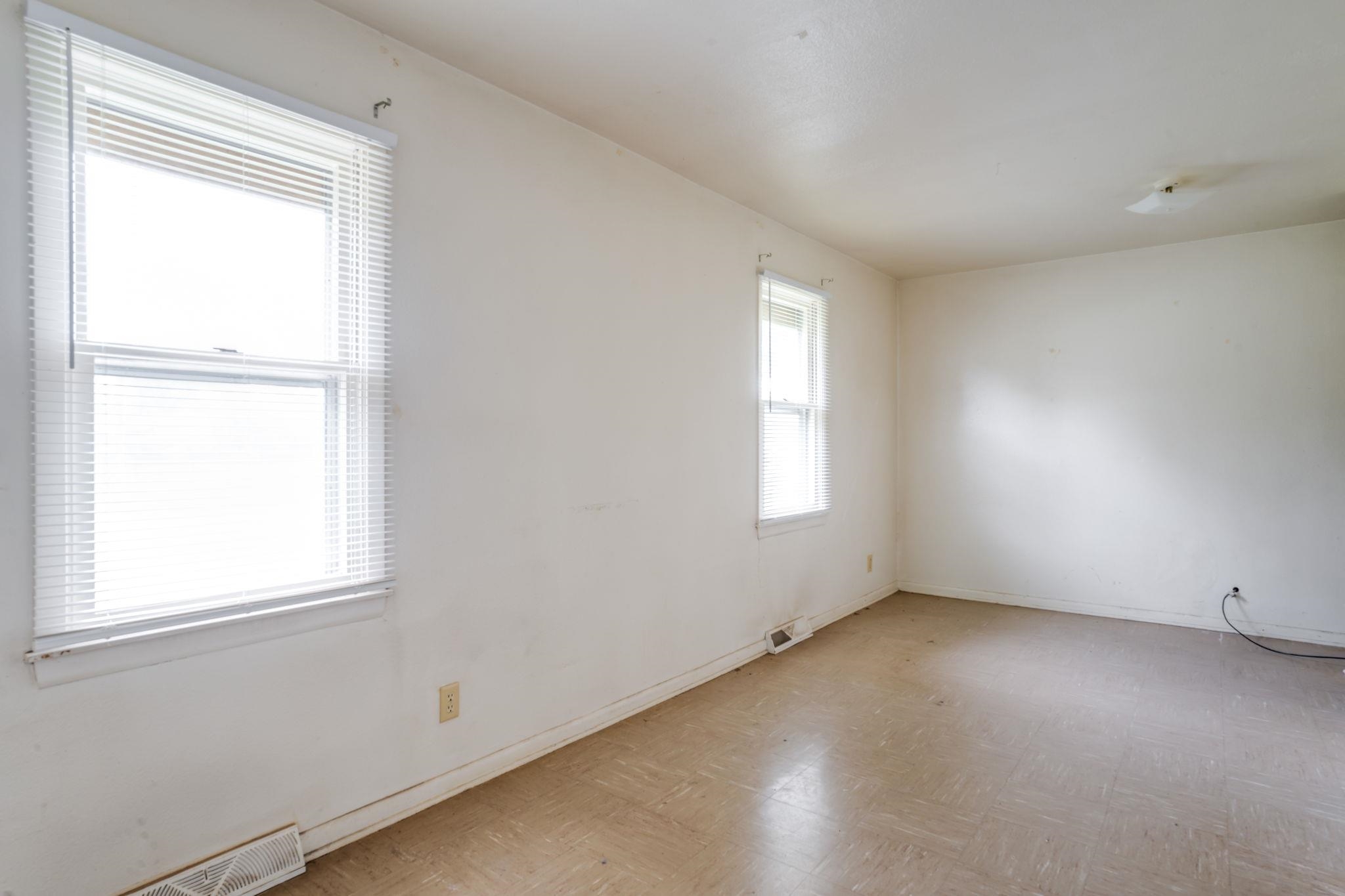 2229 53rd Wichita KS 67216
