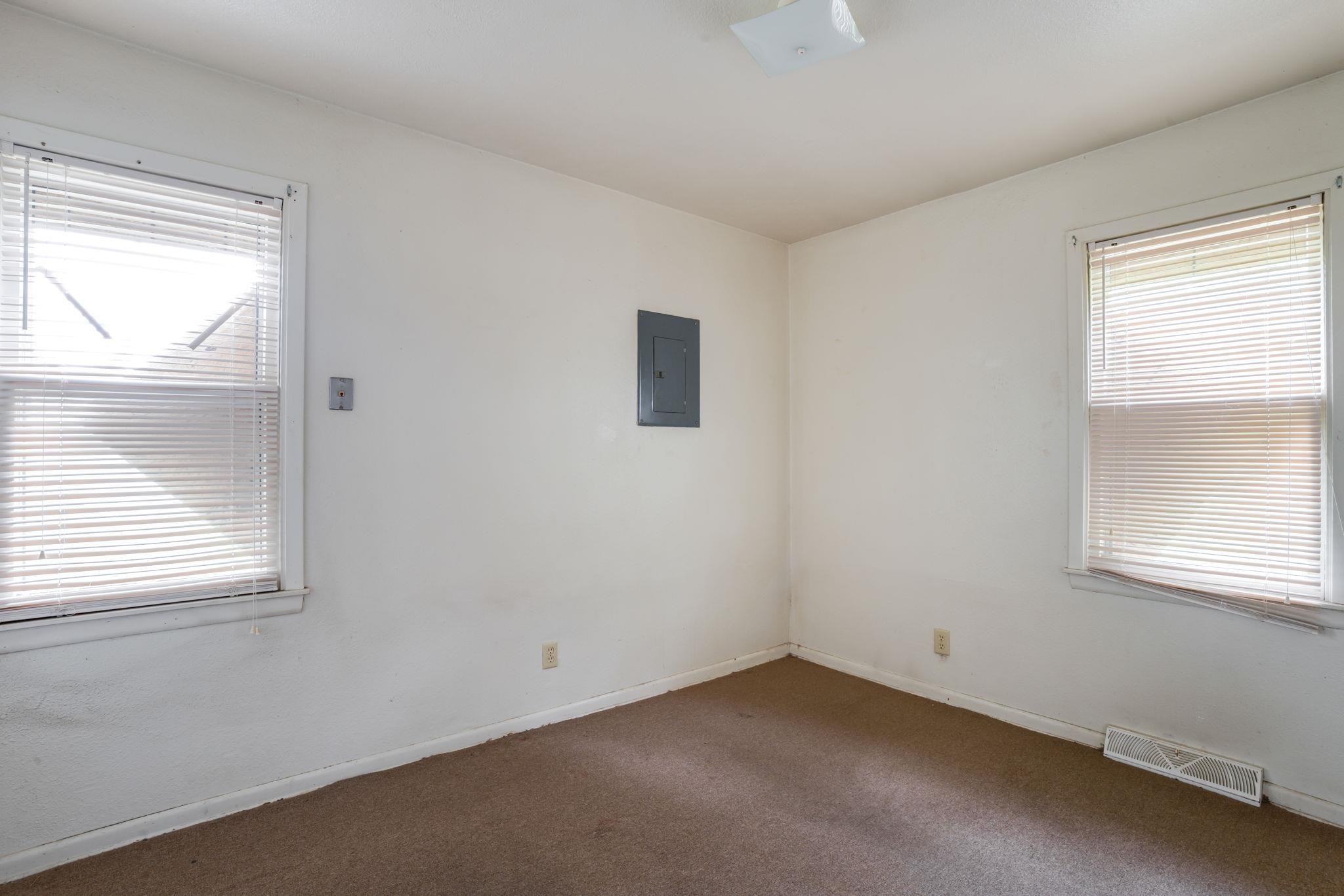 2229 53rd Wichita KS 67216