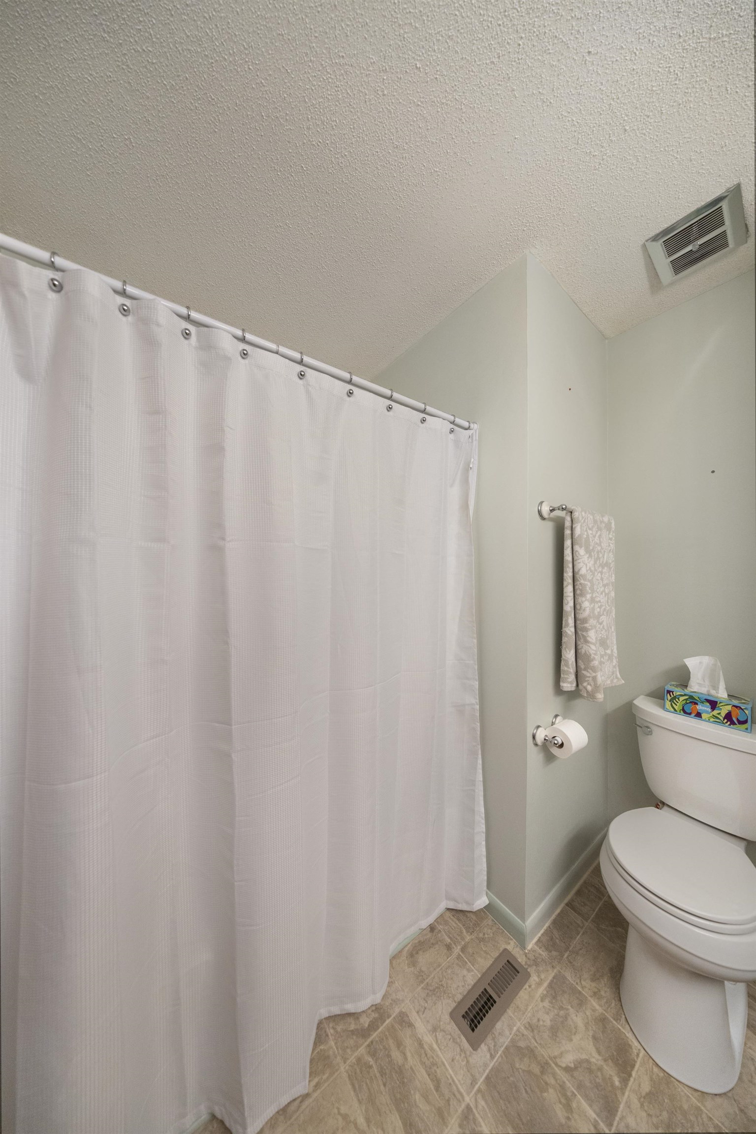 931 Trinity Drive Newton KS 67114