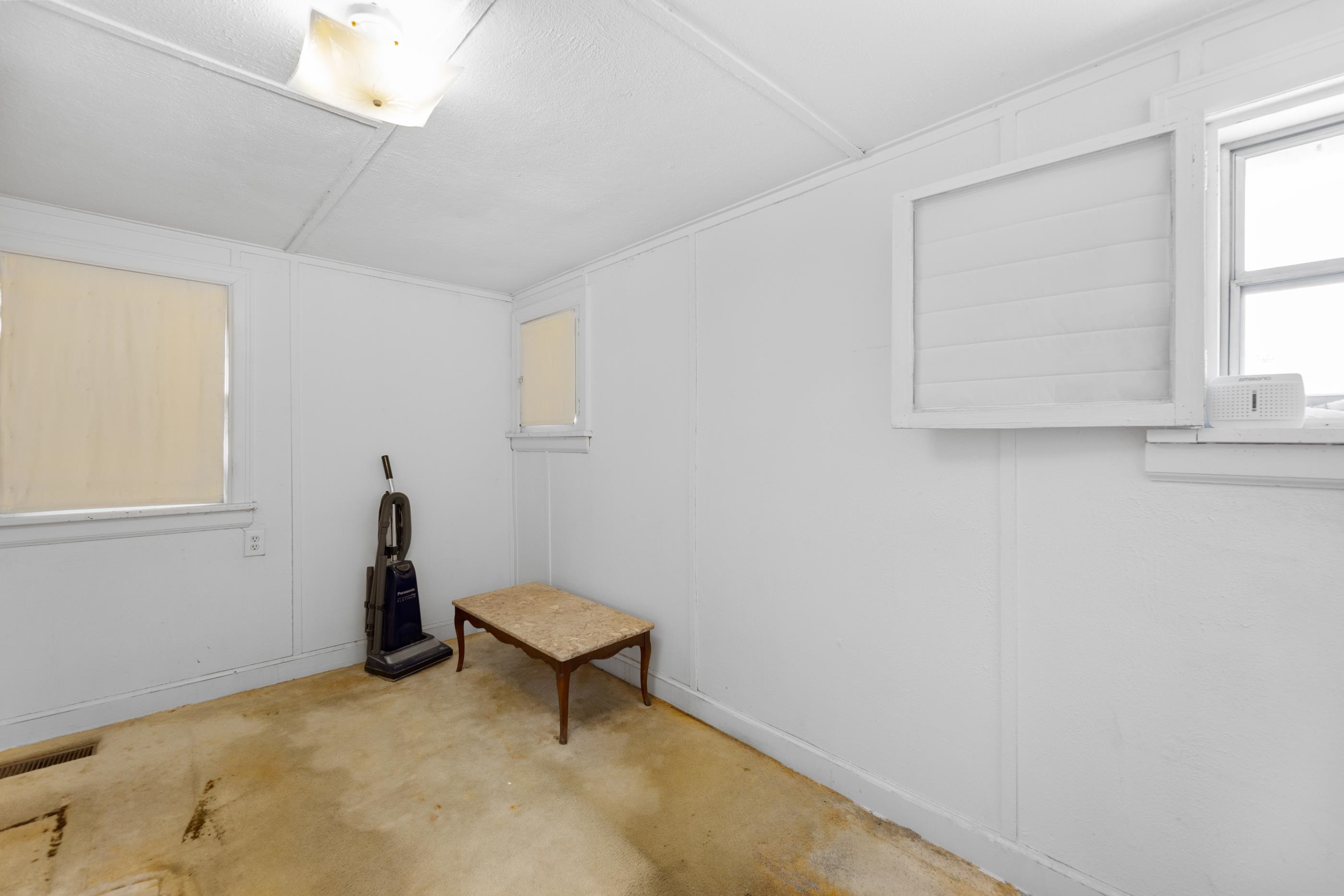 806 N Porter Avenue Wichita KS 67203