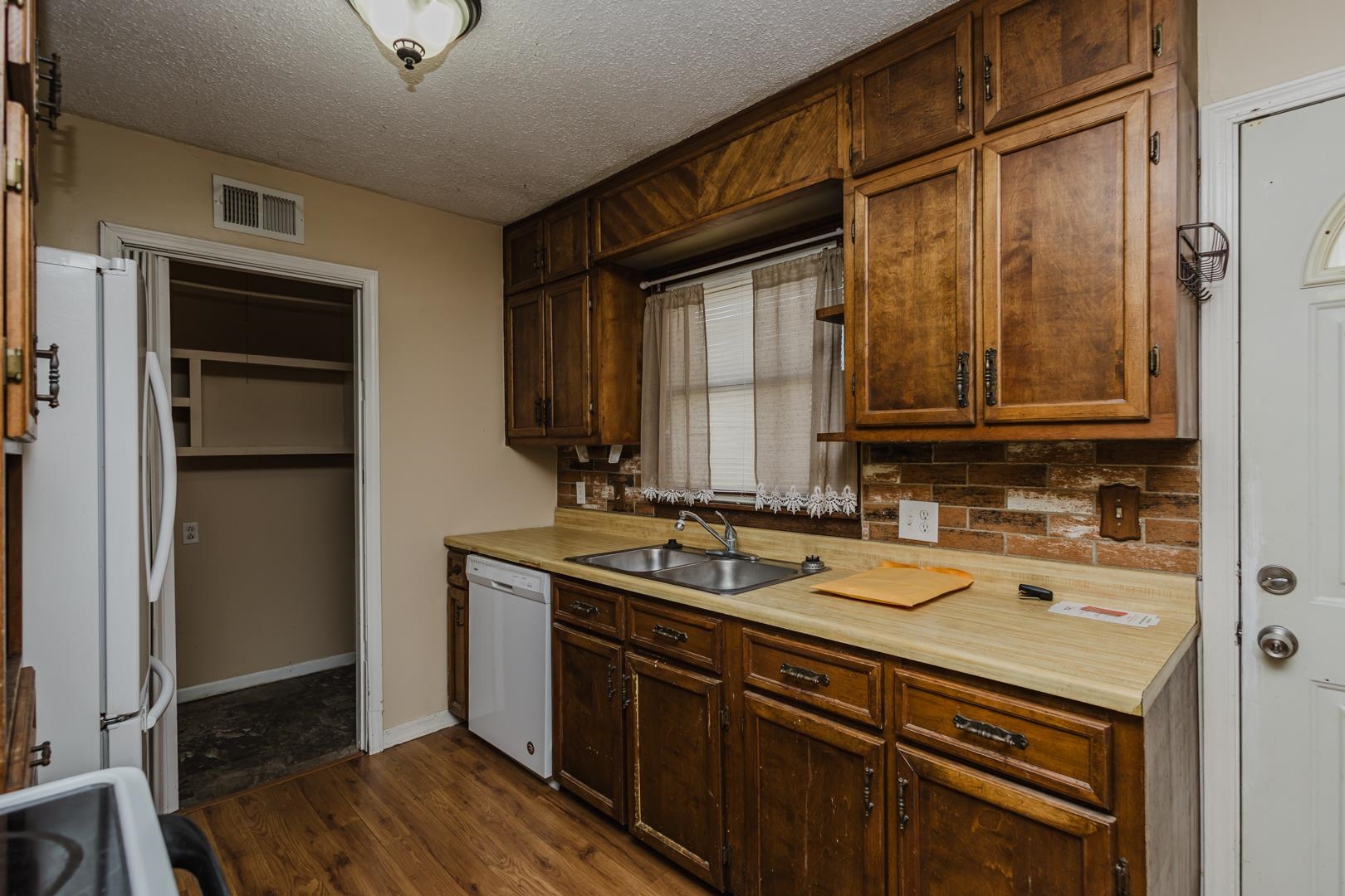 3349 S Vine Street Wichita KS 67217