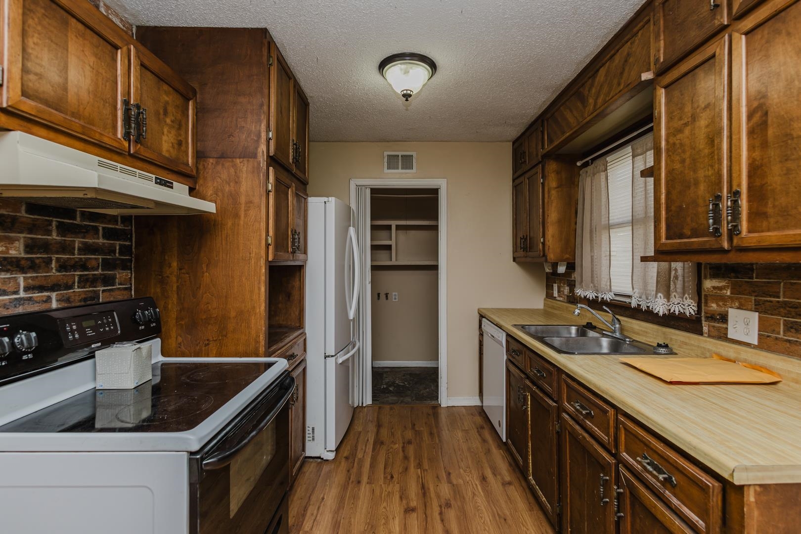 3349 S Vine Street Wichita KS 67217