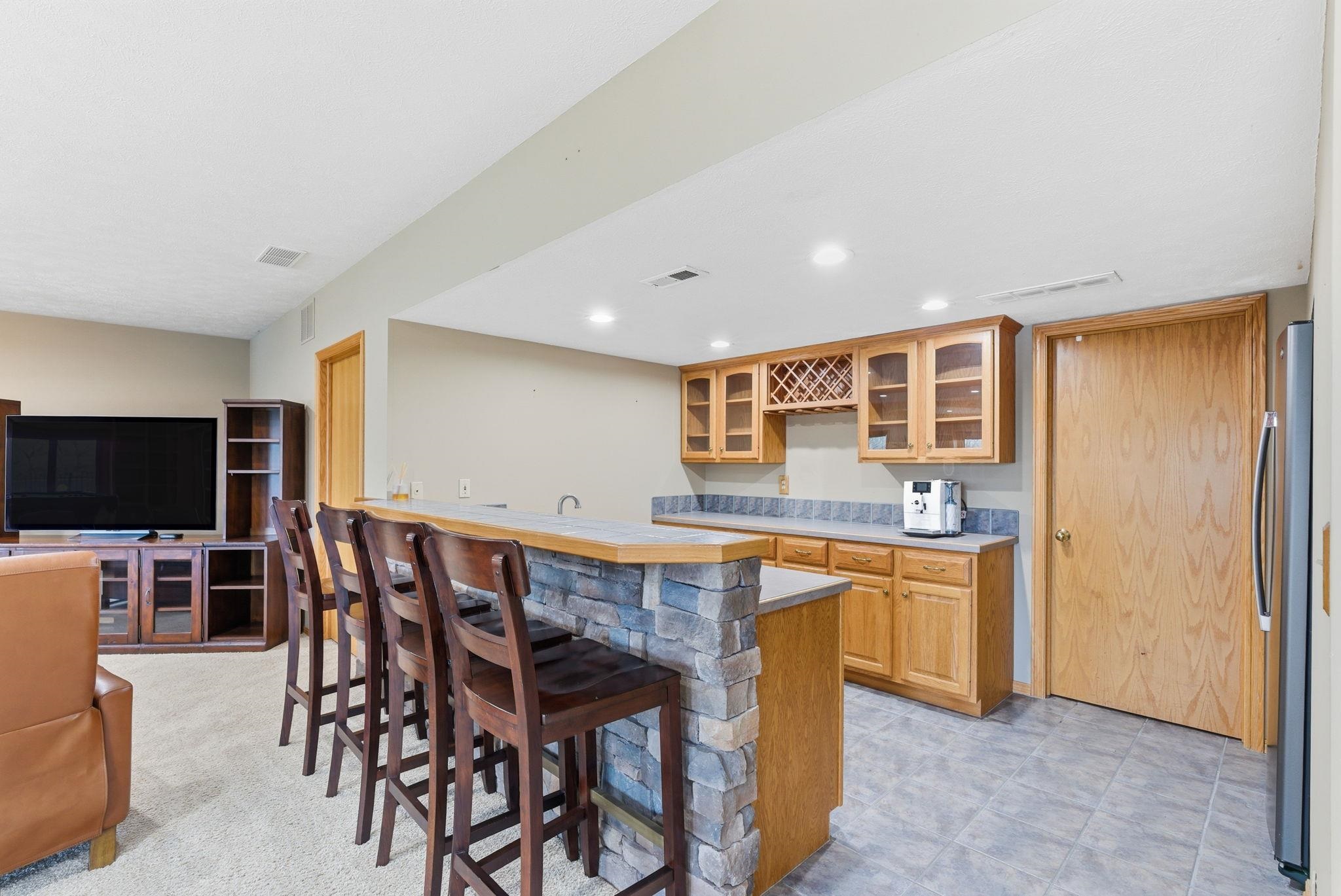 5135 N Harborside Court Wichita KS 67204