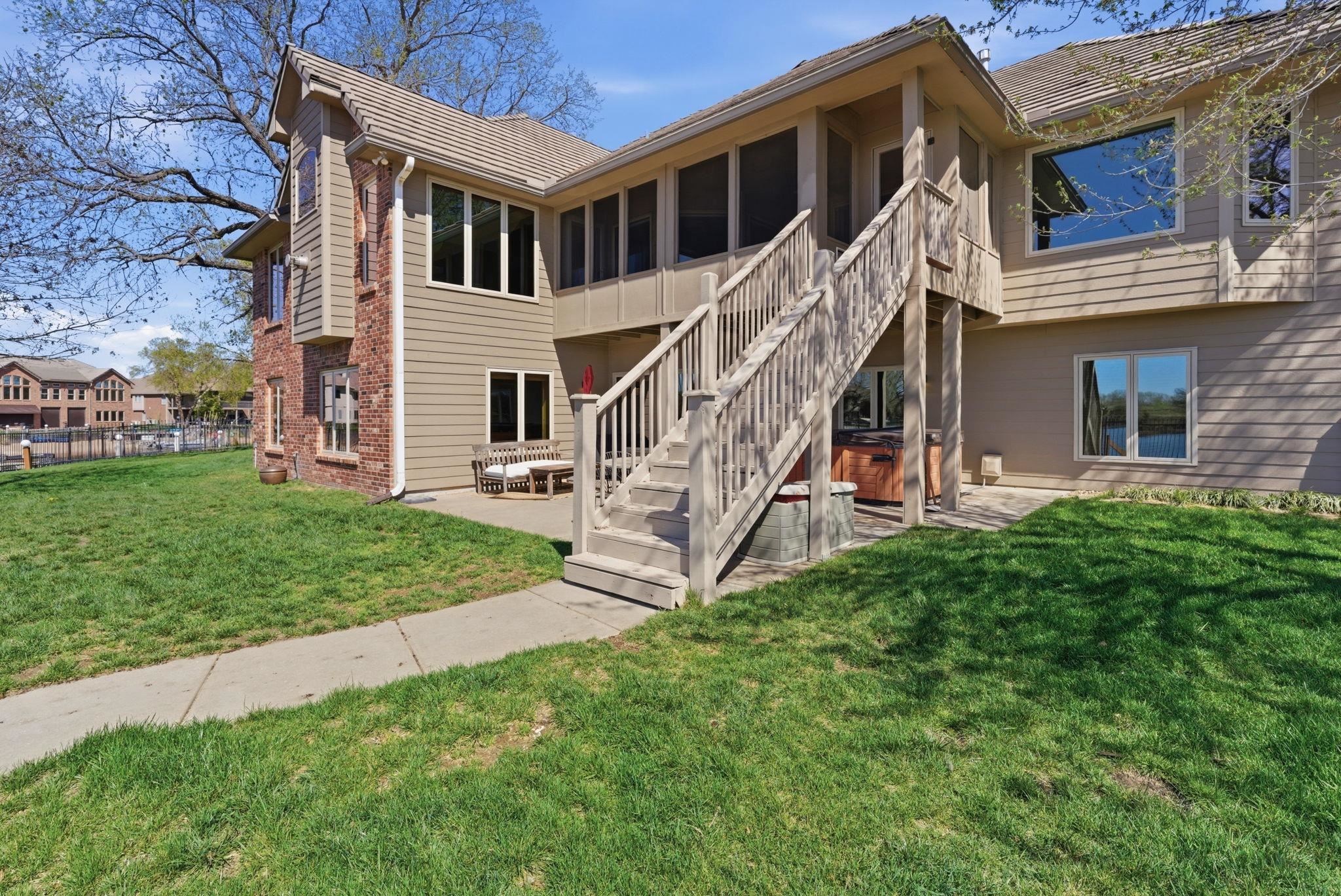 5135 N Harborside Court Wichita KS 67204