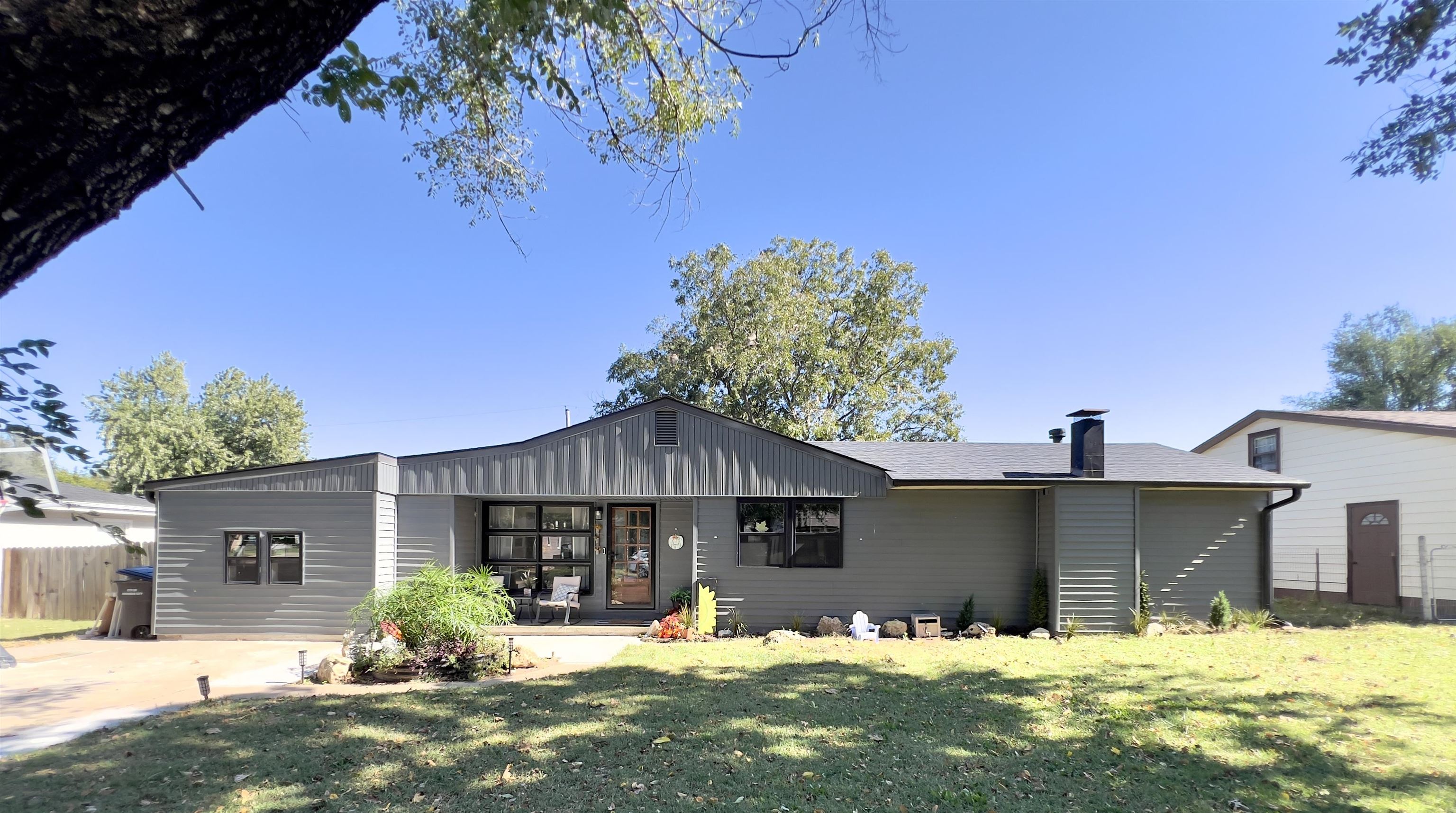 1124 N 7th Arkansas City KS 67005