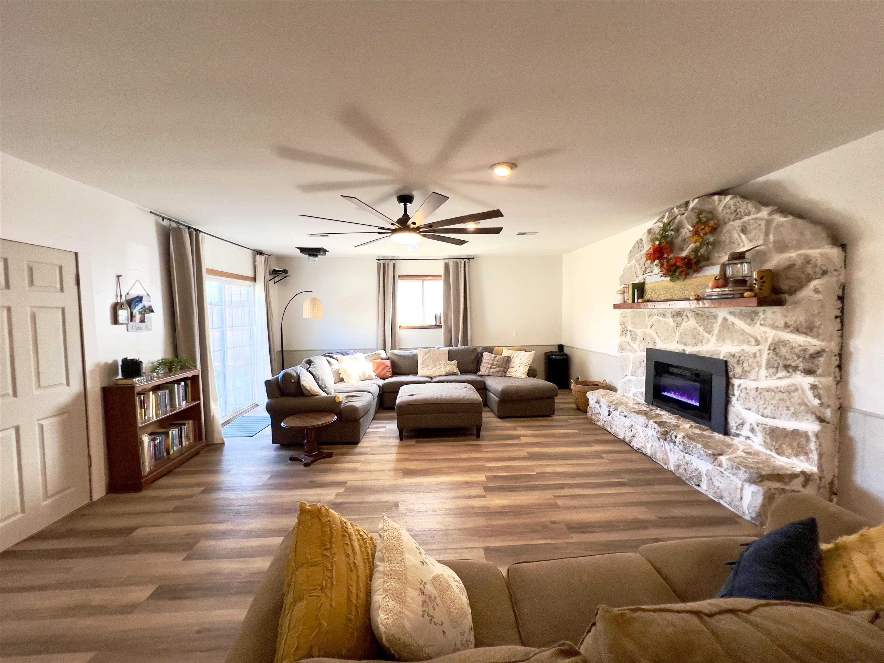 1124 N 7th Arkansas City KS 67005