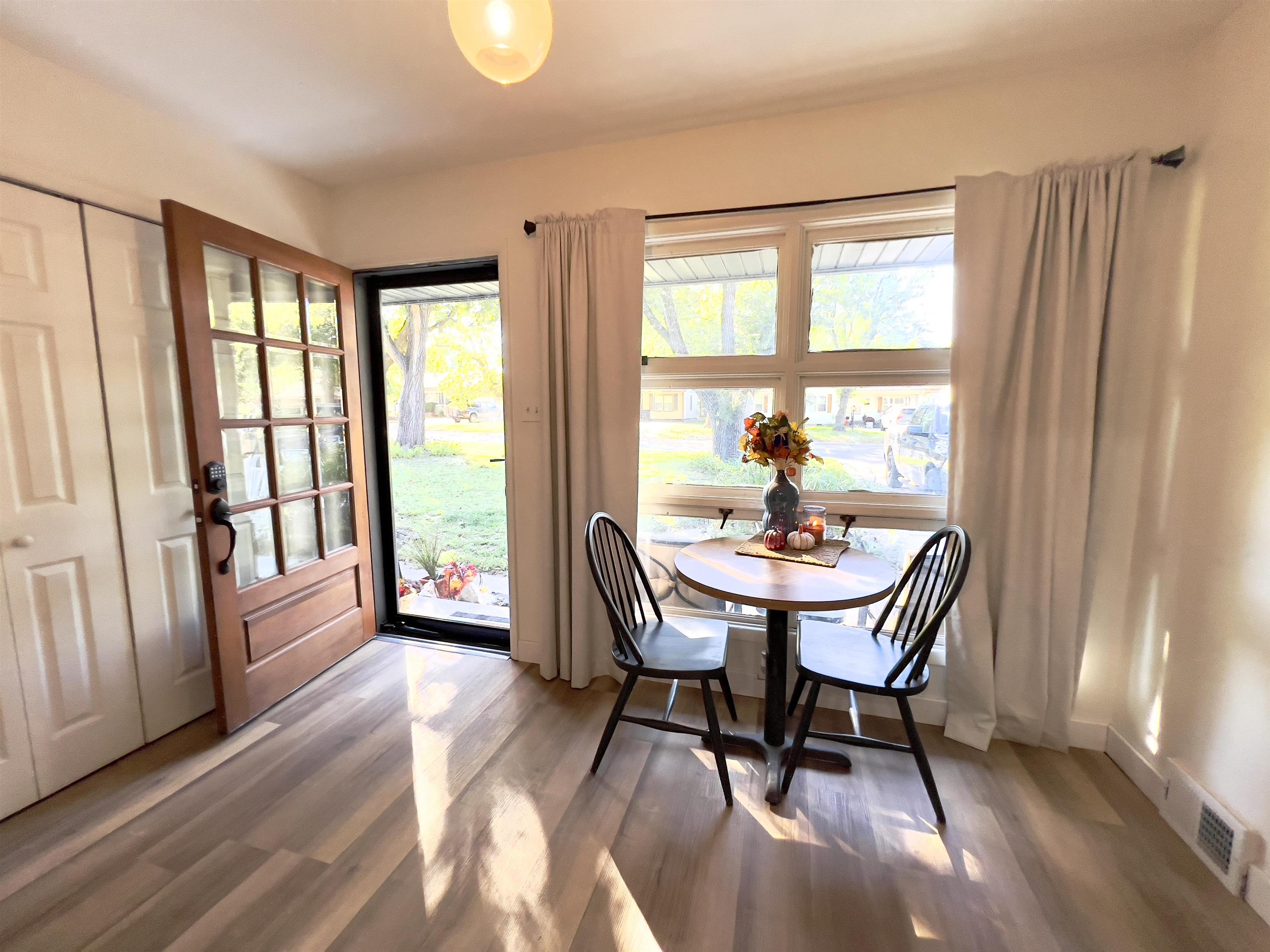 1124 N 7th Arkansas City KS 67005