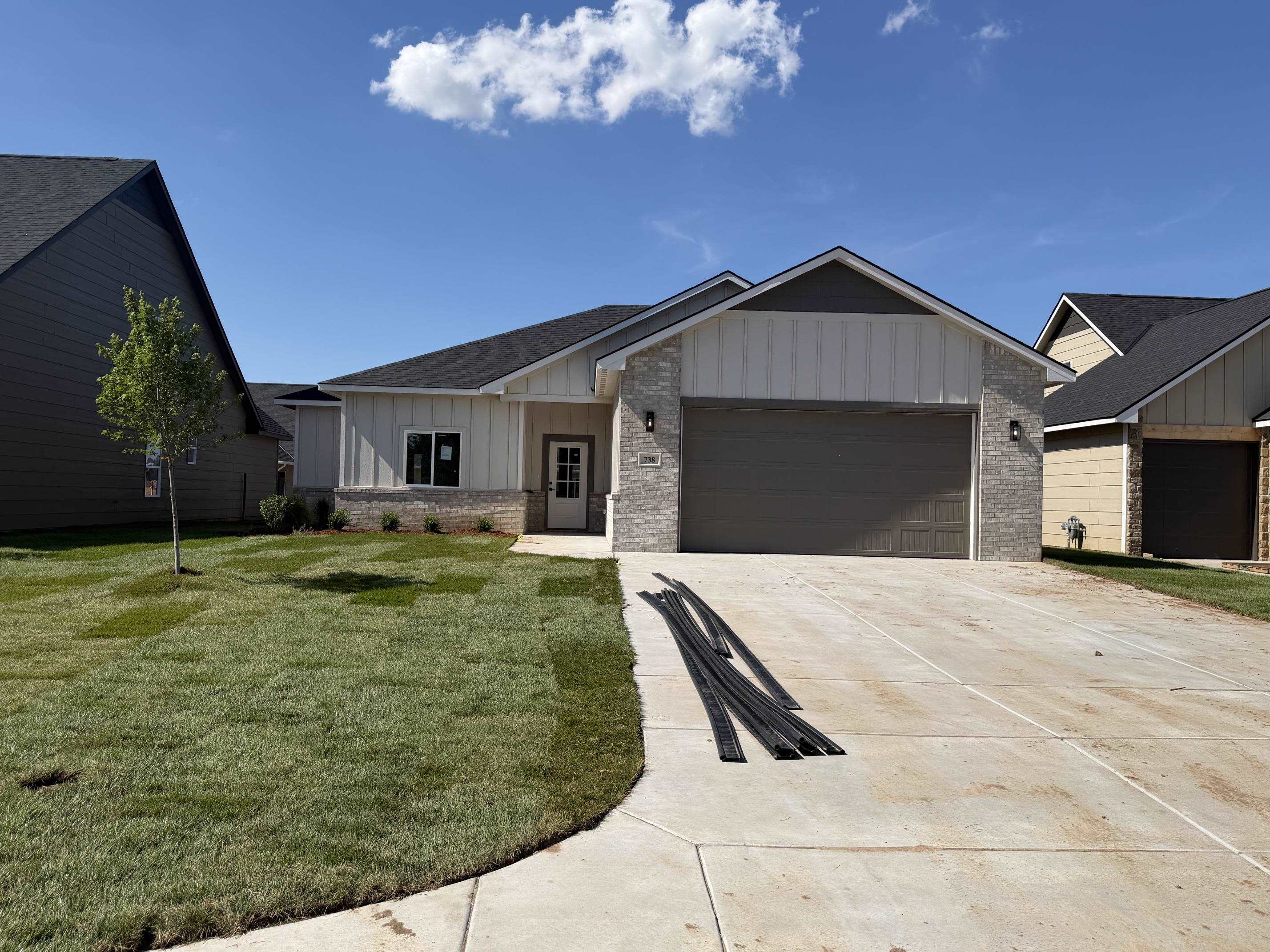 738 N Rainbow Lake Court Wichita KS 67235