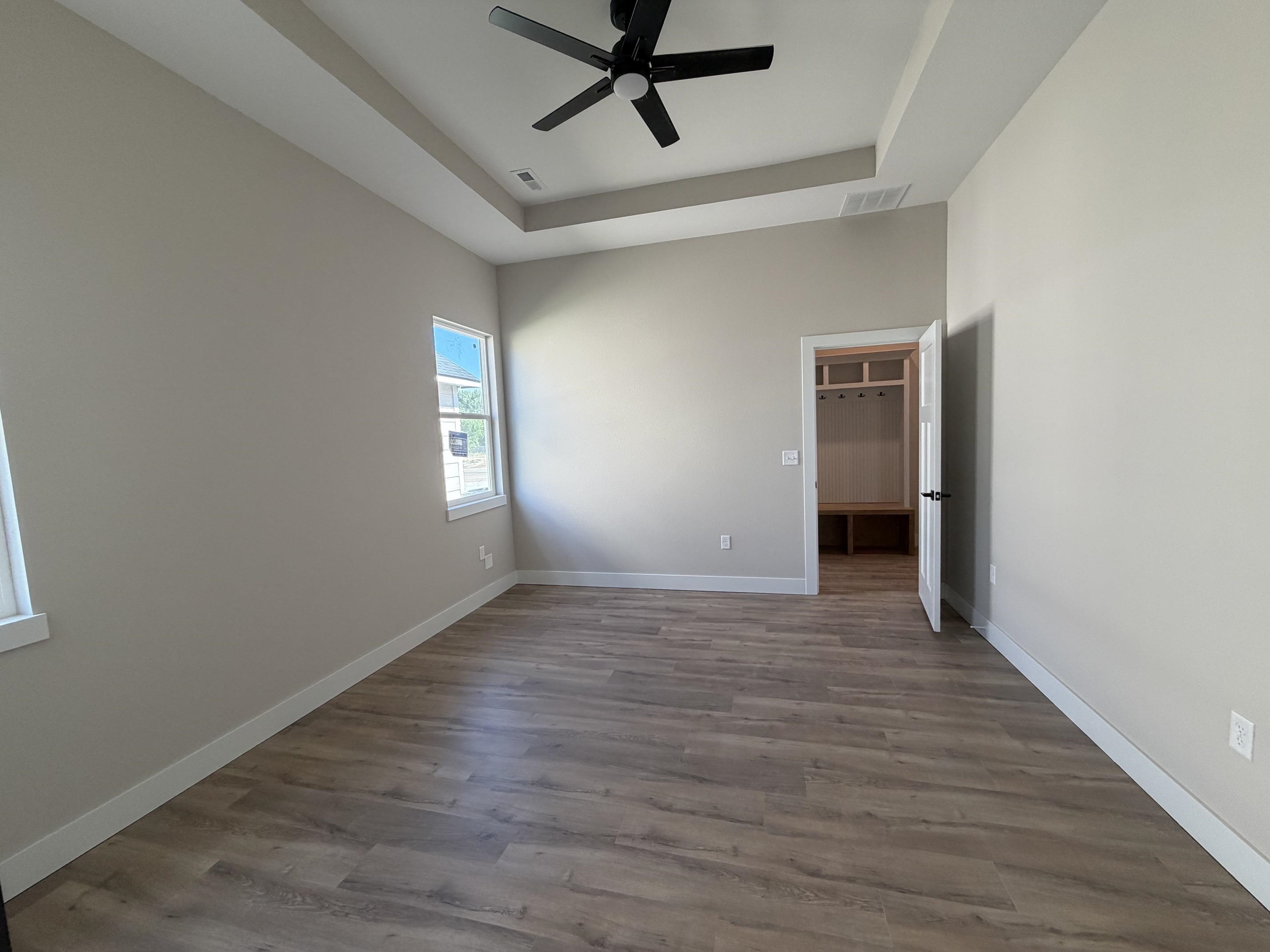 738 N Rainbow Lake Court Wichita KS 67235