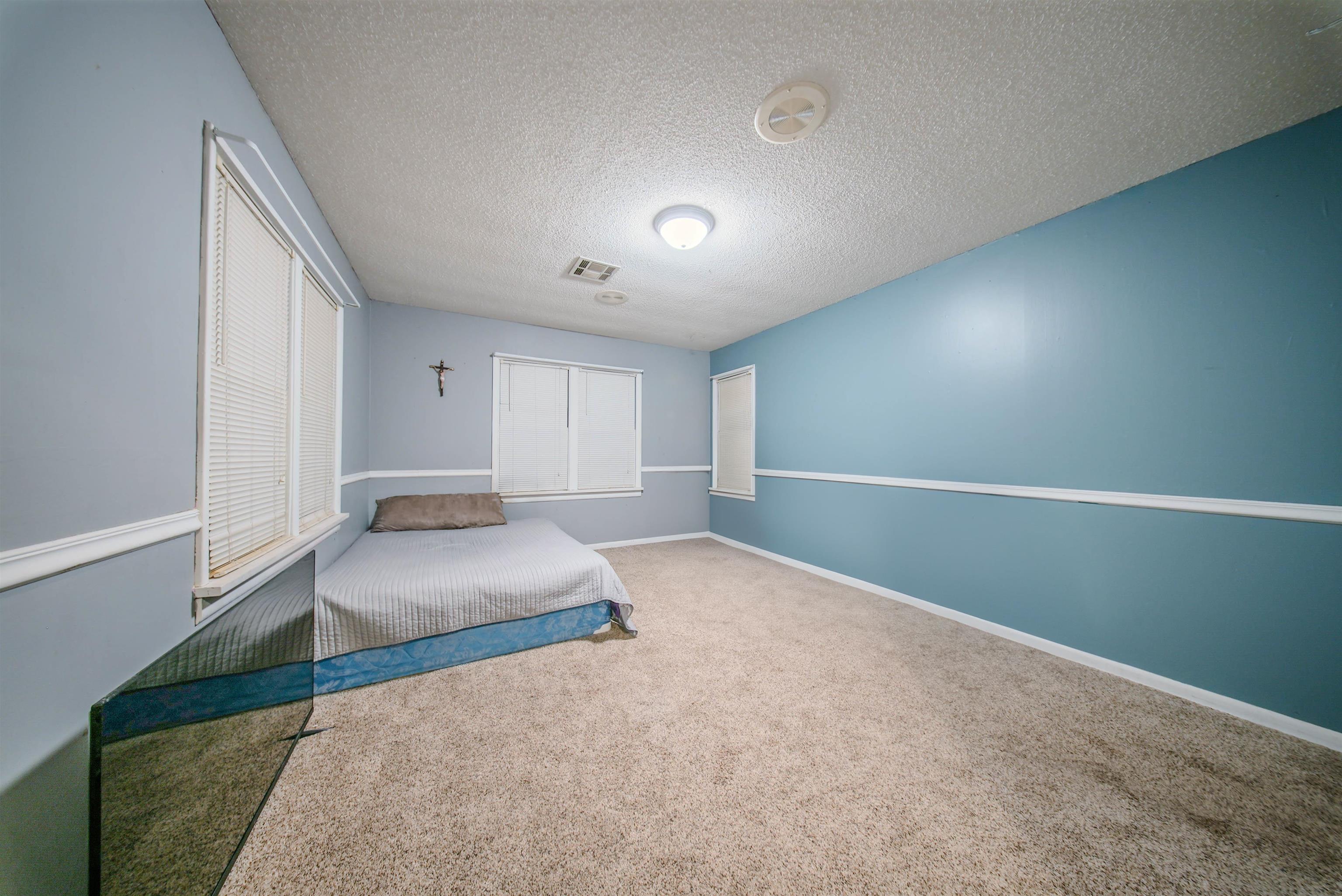 113 S Country Club Road Arkansas City KS 67005