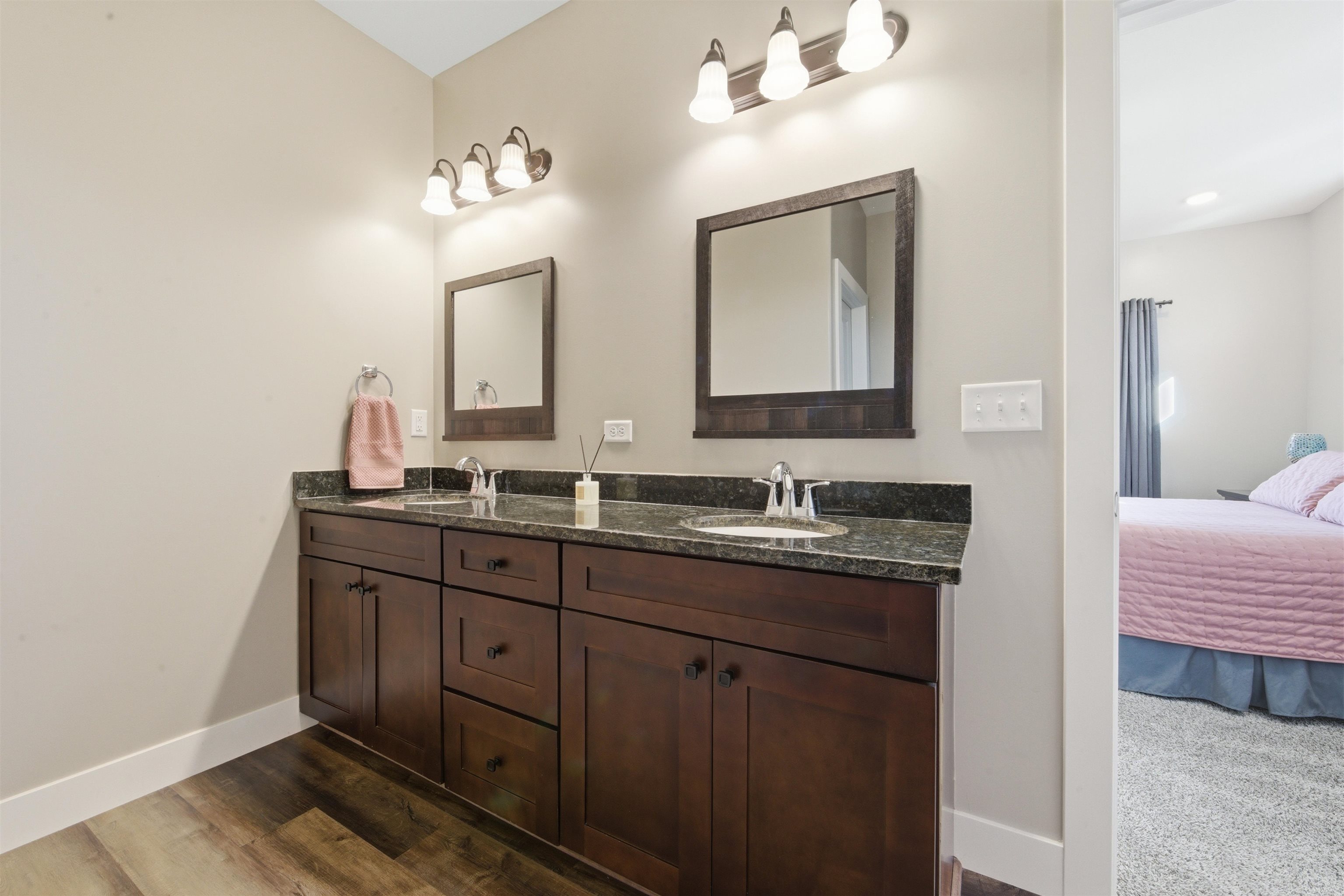 3123 E Reiss Court Park City KS 67219-4661
