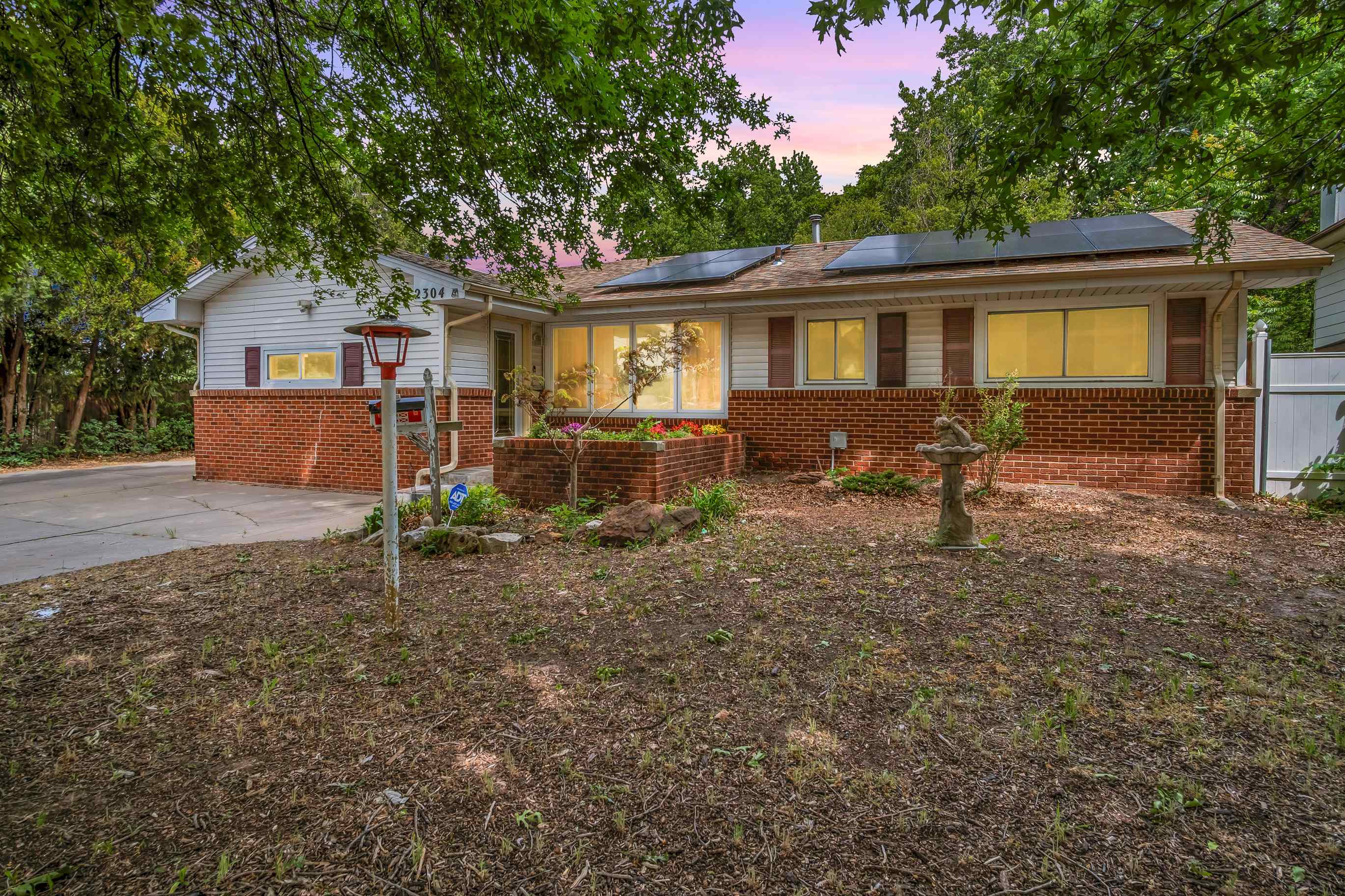 2304 E Glen Oaks Drive Wichita KS 67216